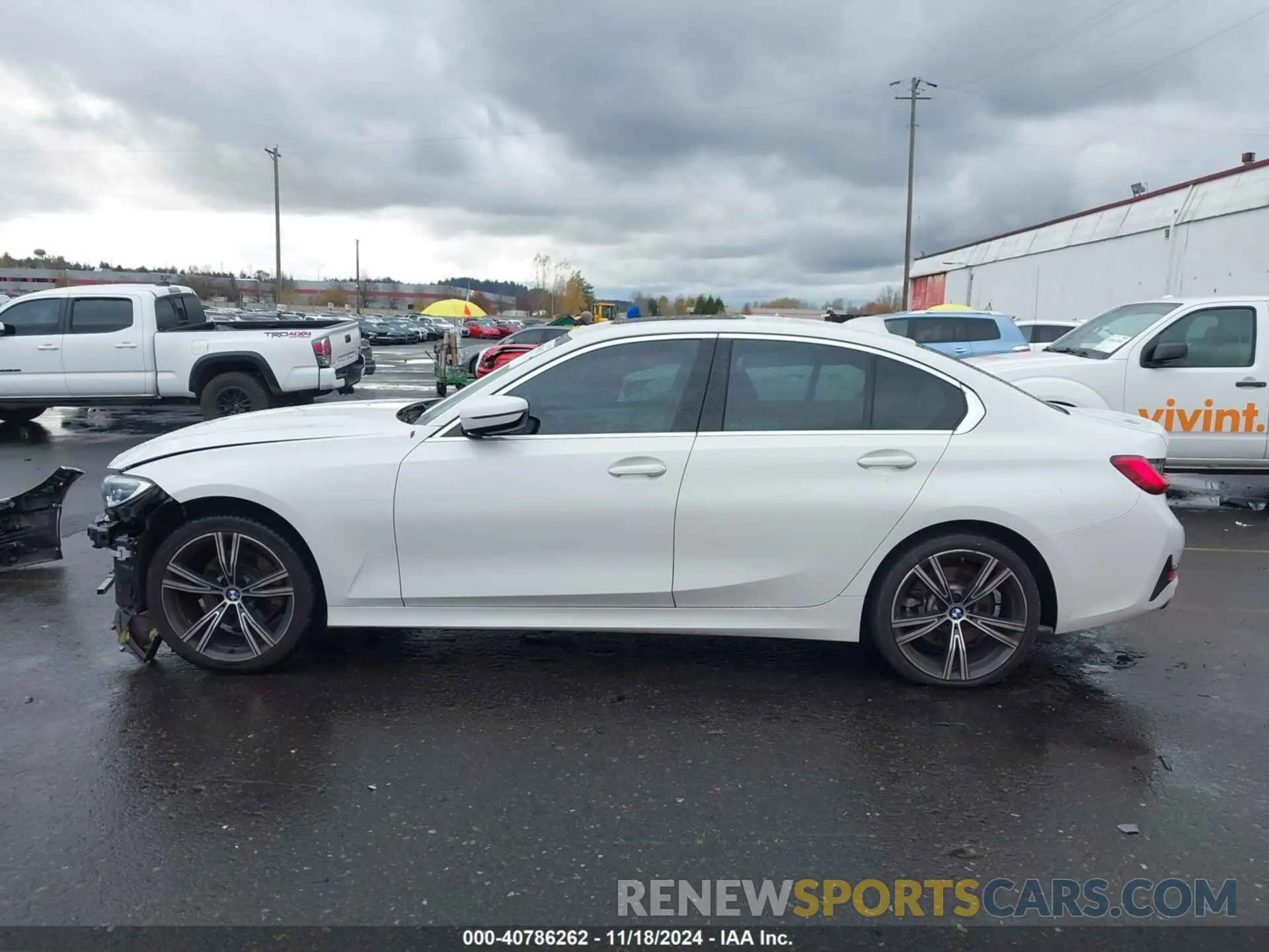 15 Photograph of a damaged car 3MW5R1J09M8C08421 BMW 330I 2021