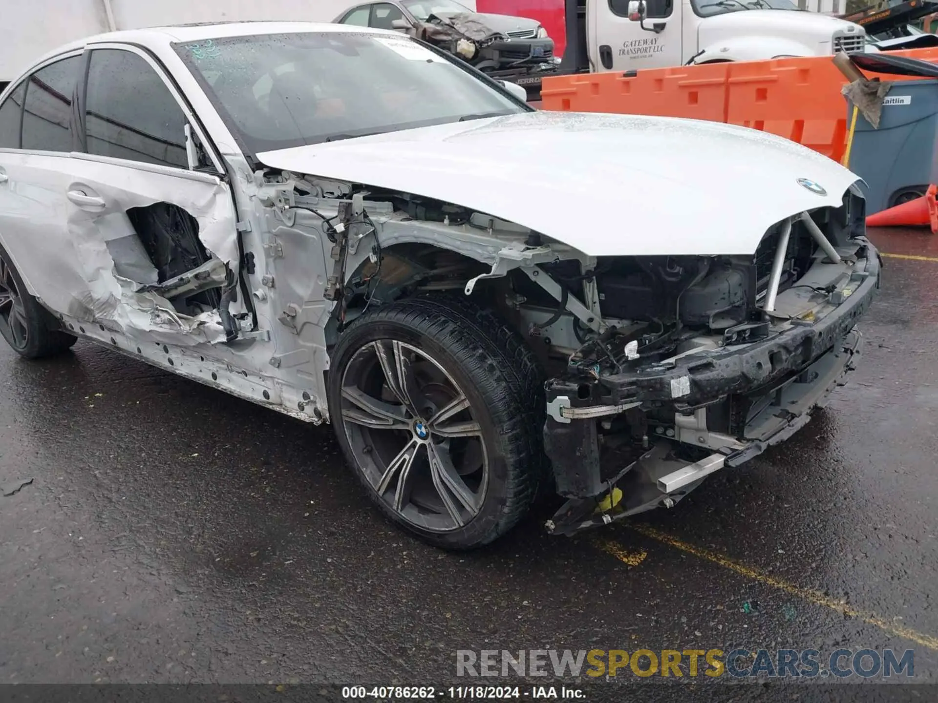 6 Photograph of a damaged car 3MW5R1J09M8C08421 BMW 330I 2021