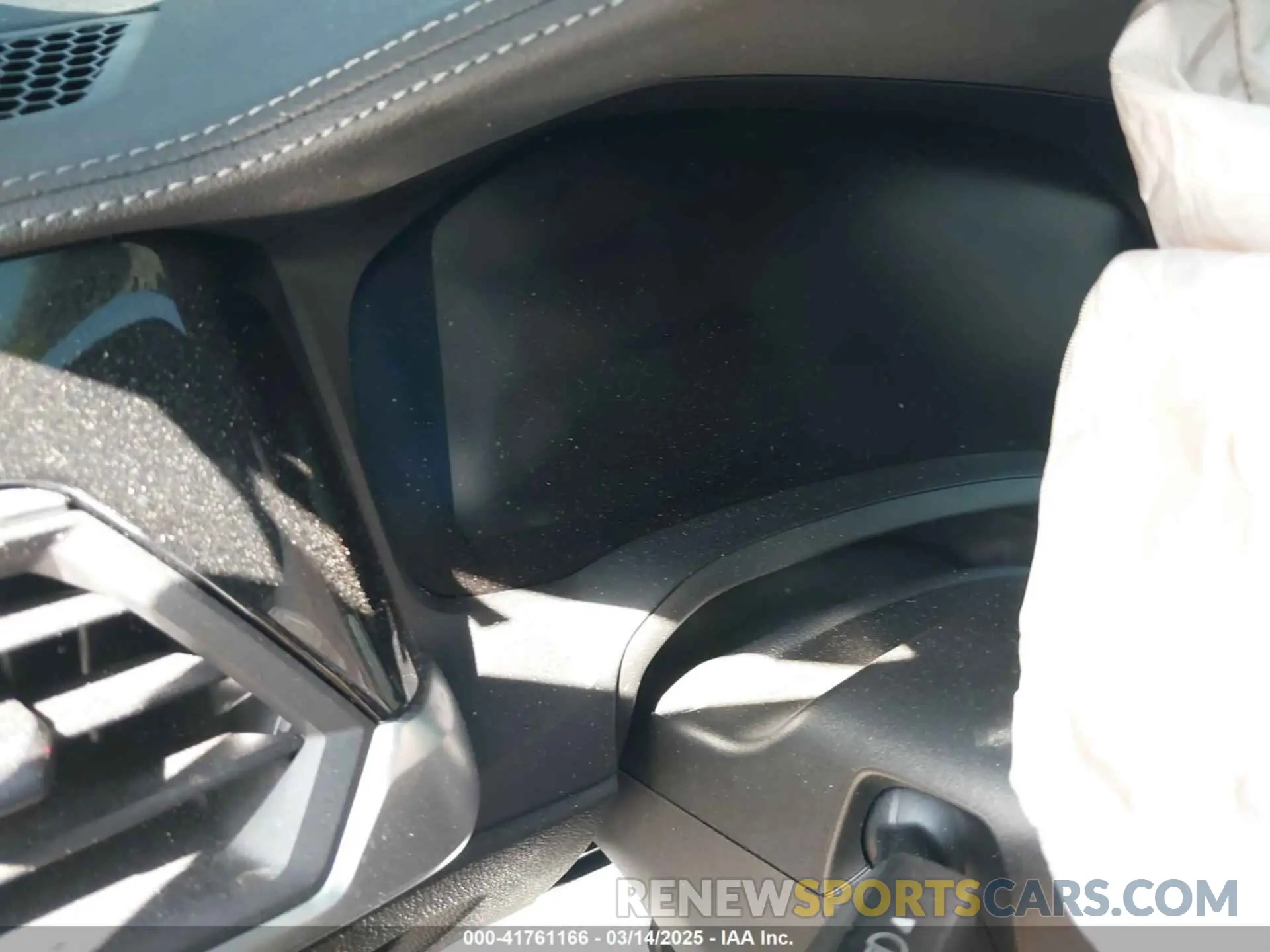 7 Photograph of a damaged car 3MW5R7J01M8B70024 BMW 330I 2021