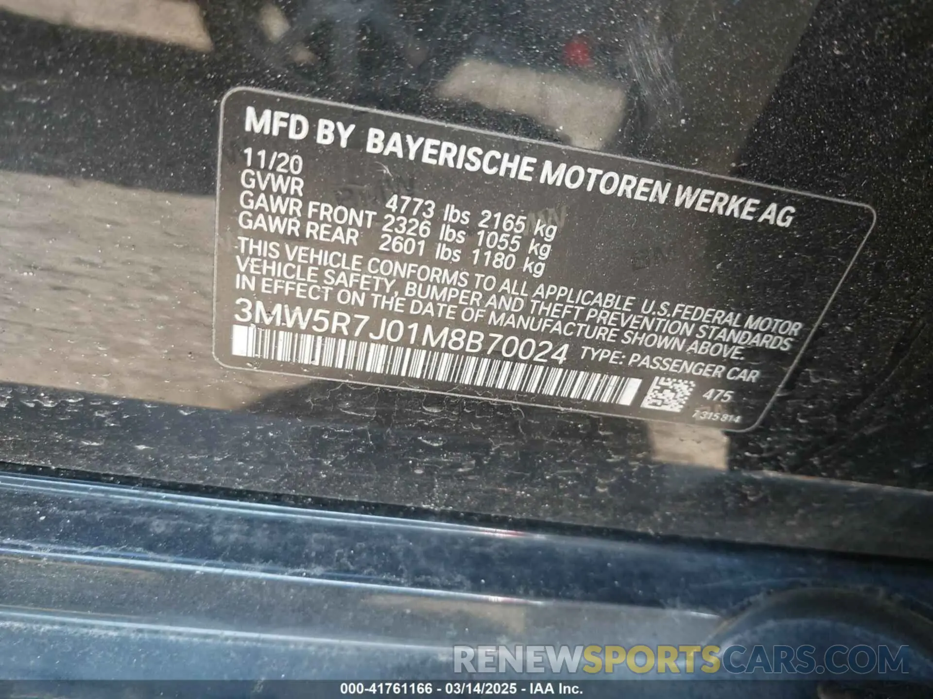9 Photograph of a damaged car 3MW5R7J01M8B70024 BMW 330I 2021