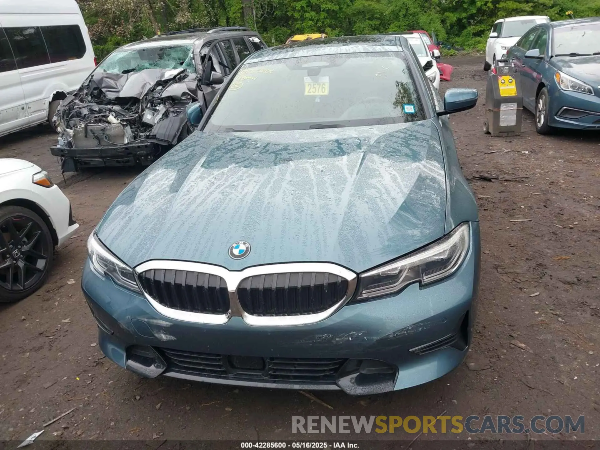 12 Photograph of a damaged car 3MW5R7J02M8B84918 BMW 330I 2021