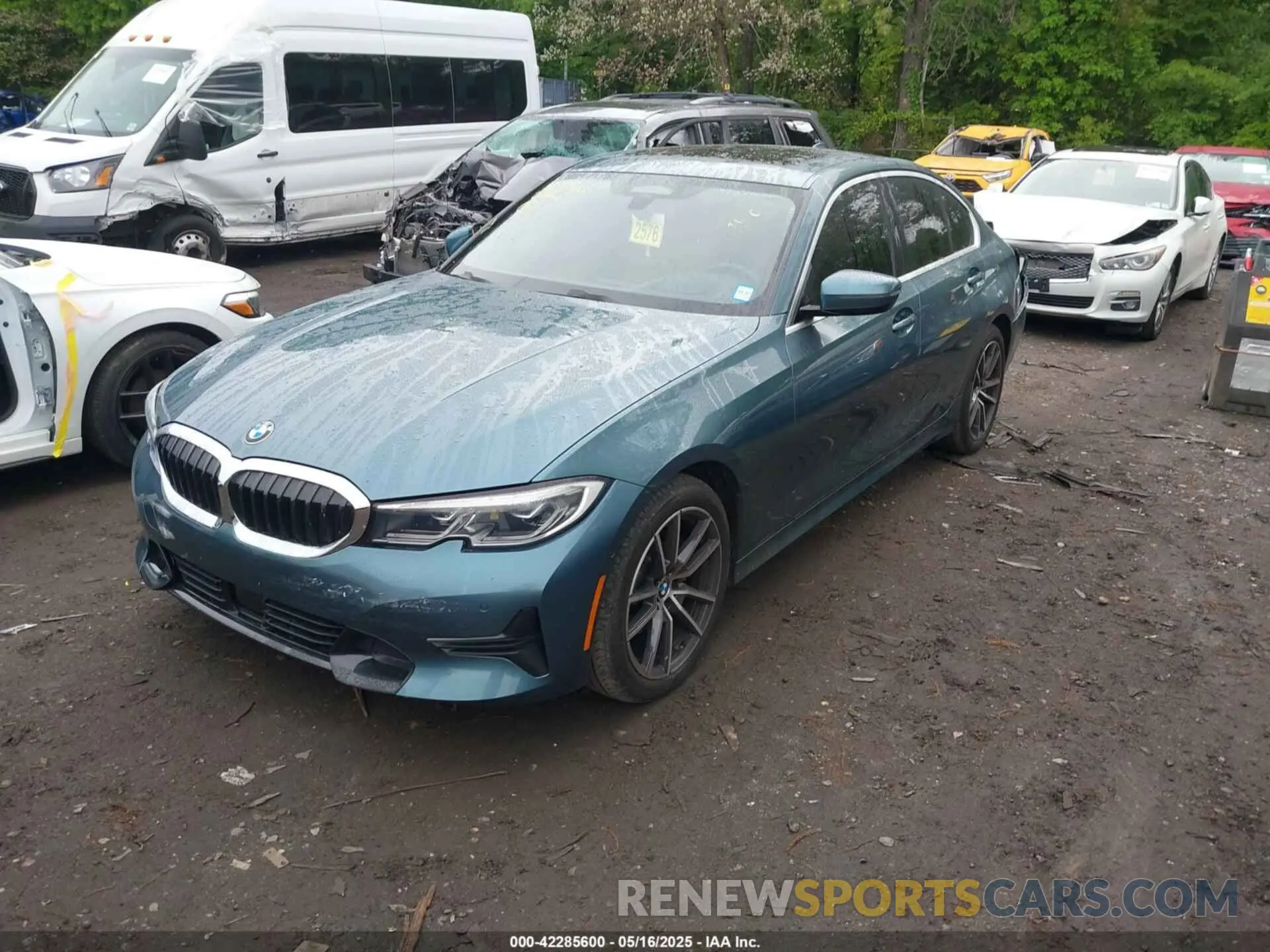 2 Photograph of a damaged car 3MW5R7J02M8B84918 BMW 330I 2021
