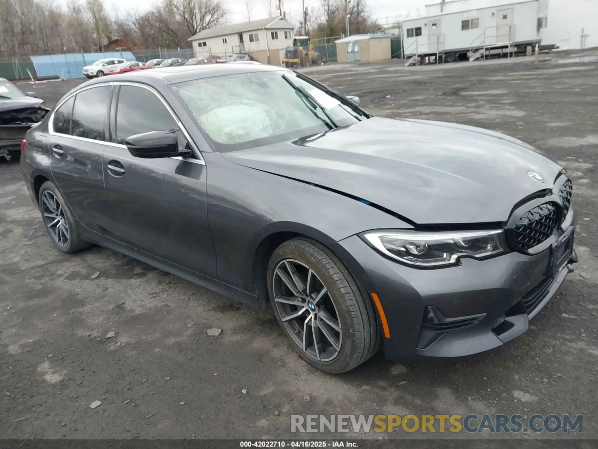 1 Photograph of a damaged car 3MW5R7J03M8B73085 BMW 330I 2021