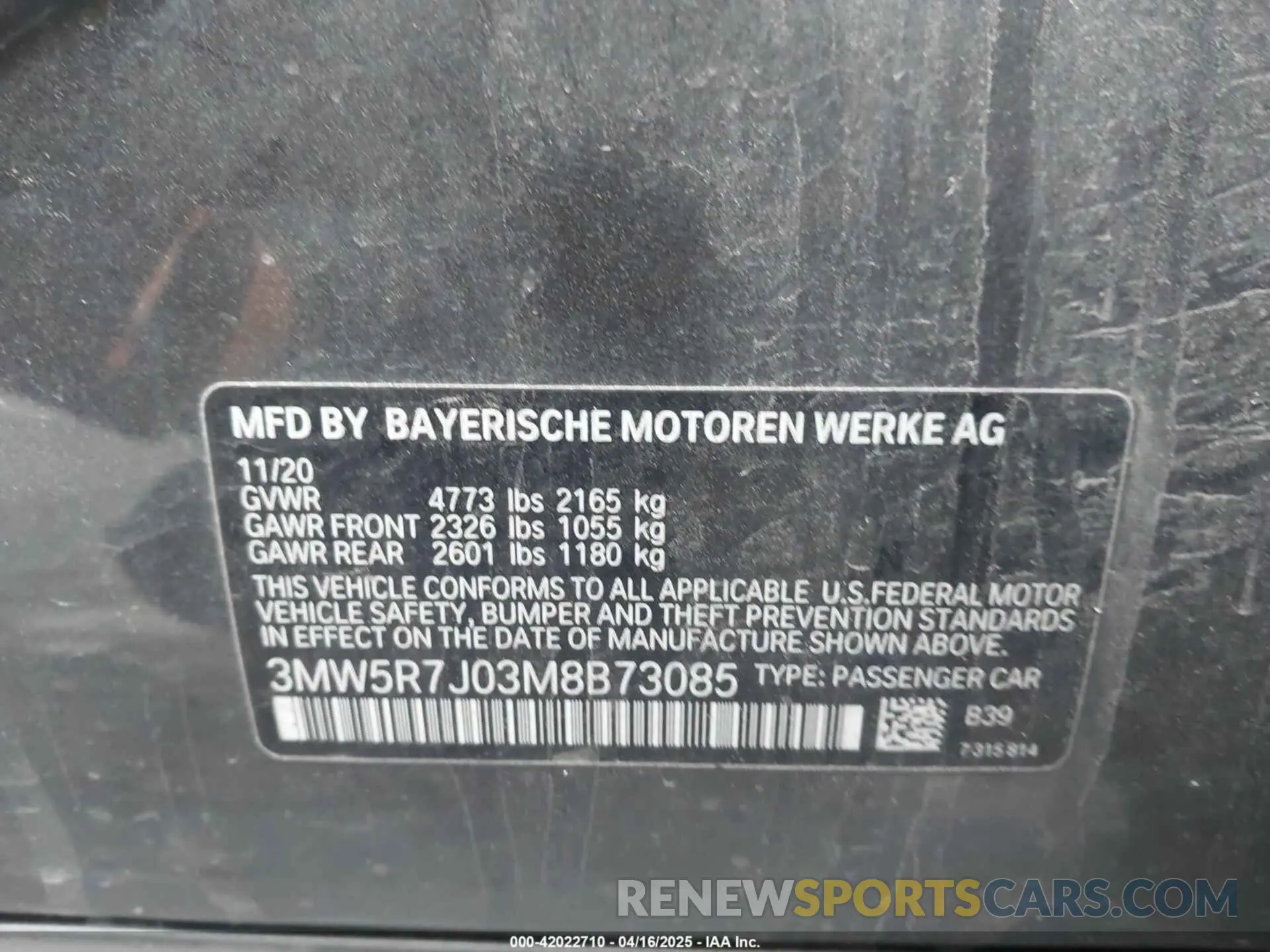 9 Photograph of a damaged car 3MW5R7J03M8B73085 BMW 330I 2021