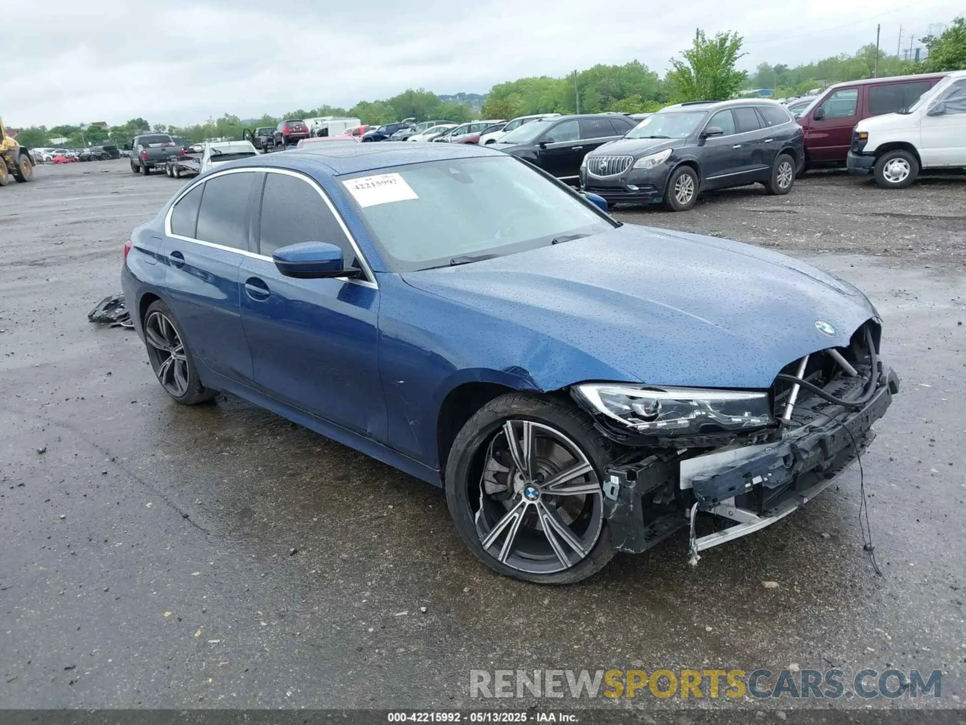 1 Photograph of a damaged car 3MW5R7J04M8B97542 BMW 330I 2021