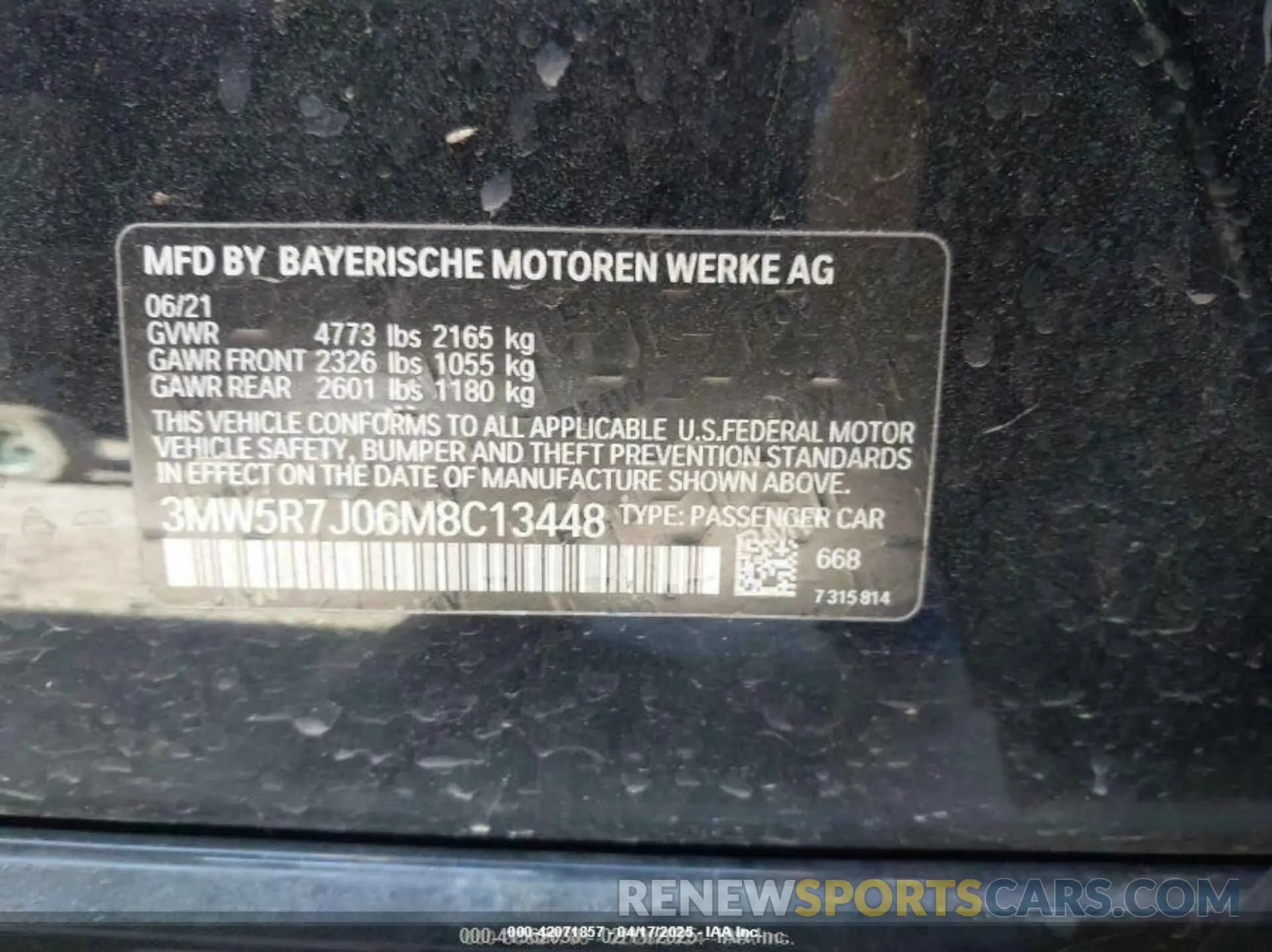 9 Photograph of a damaged car 3MW5R7J06M8C13448 BMW 330I 2021