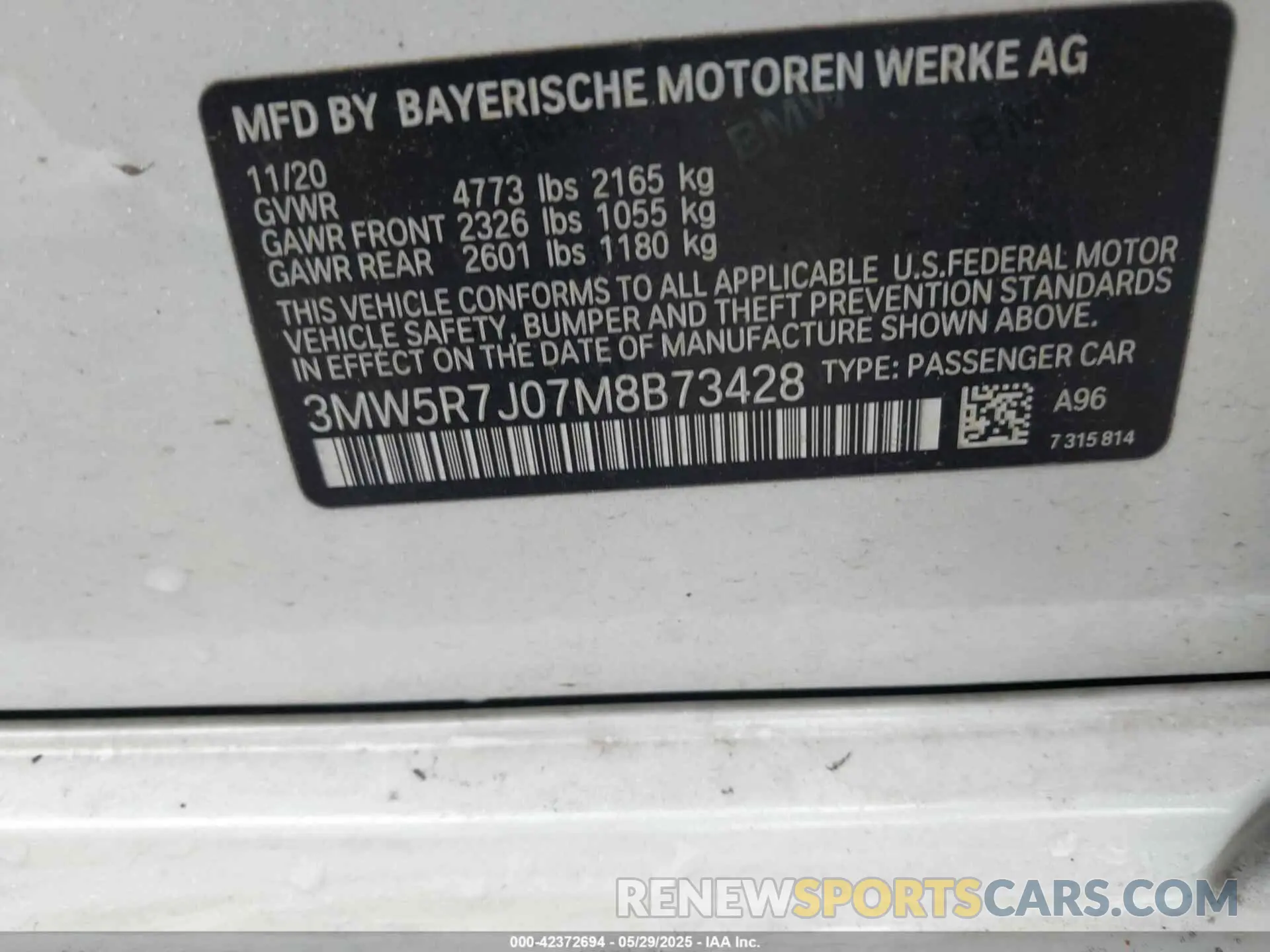 9 Photograph of a damaged car 3MW5R7J07M8B73428 BMW 330I 2021