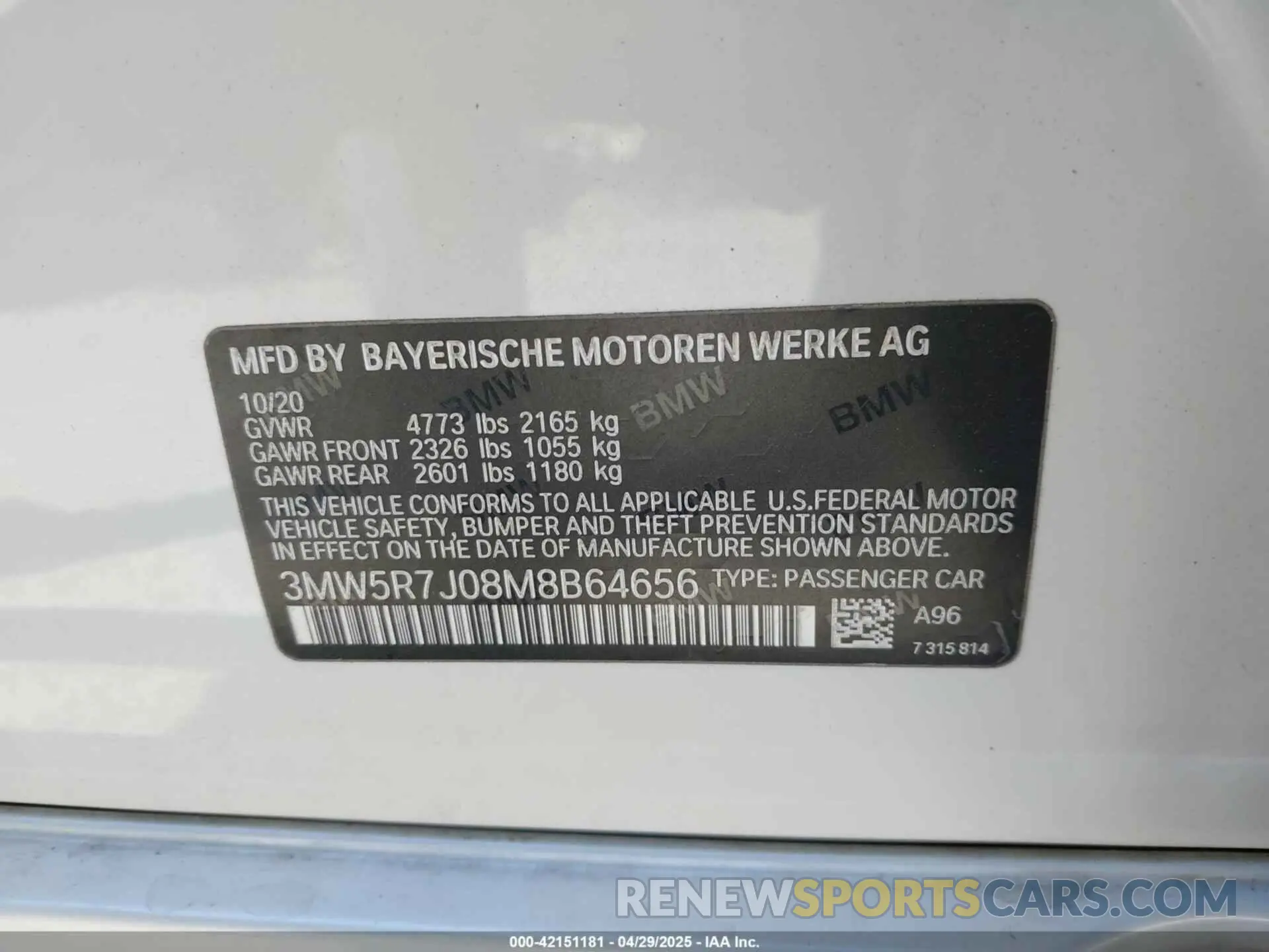 9 Photograph of a damaged car 3MW5R7J08M8B64656 BMW 330I 2021