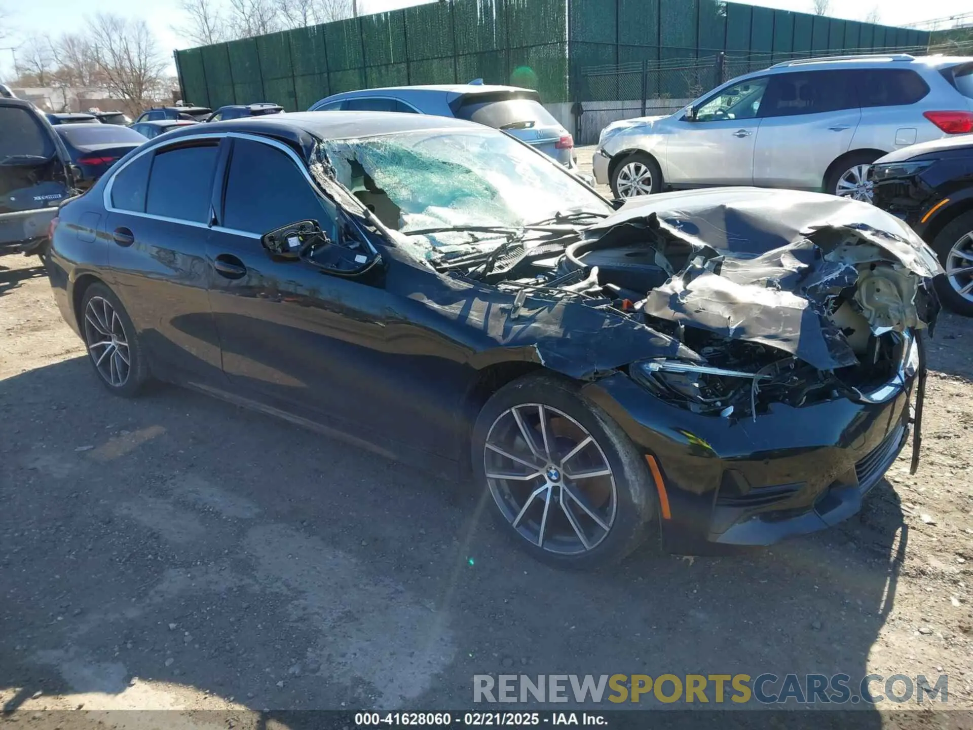 1 Photograph of a damaged car 3MW5R7J08M8B81635 BMW 330I 2021