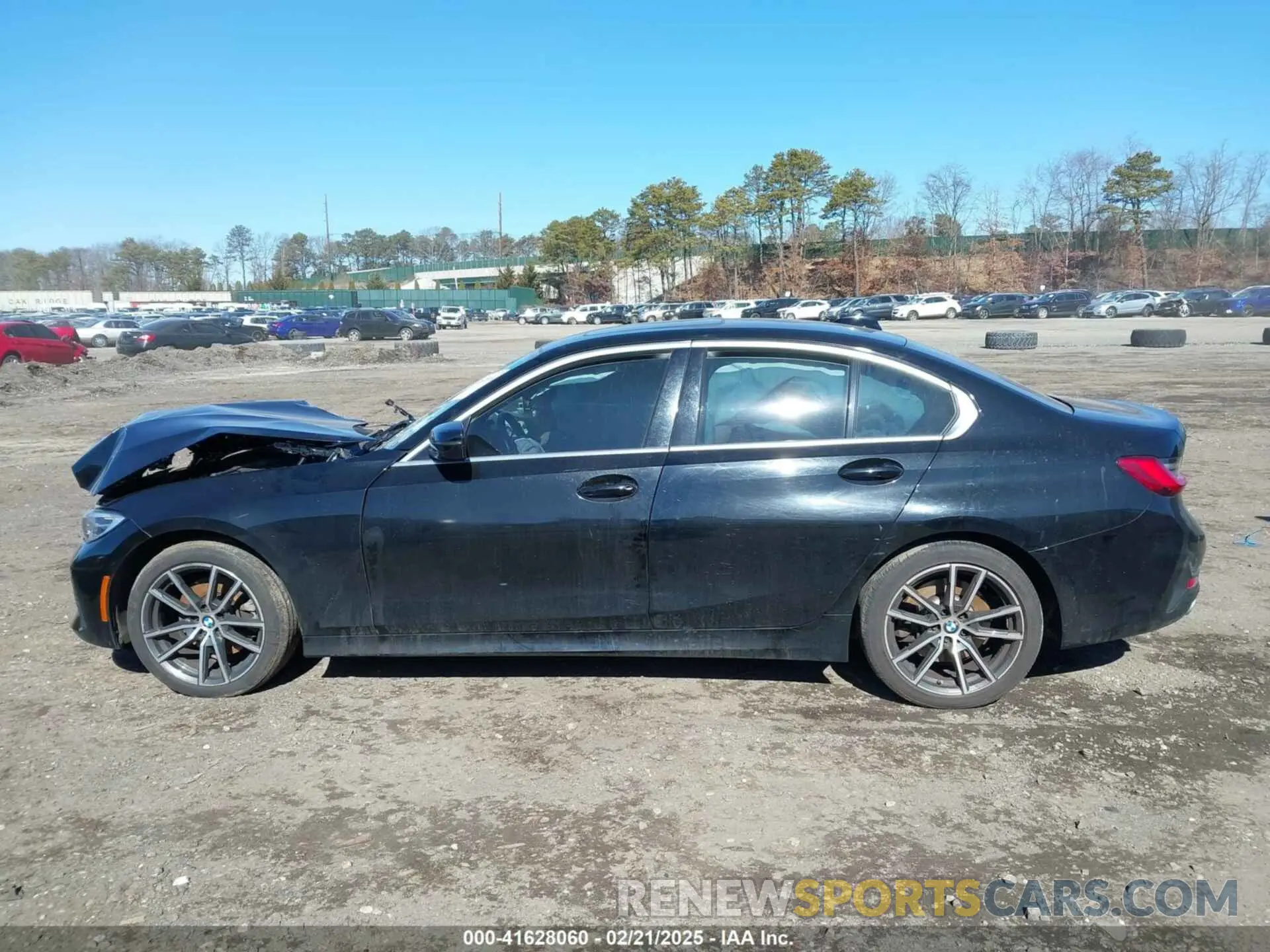 14 Photograph of a damaged car 3MW5R7J08M8B81635 BMW 330I 2021