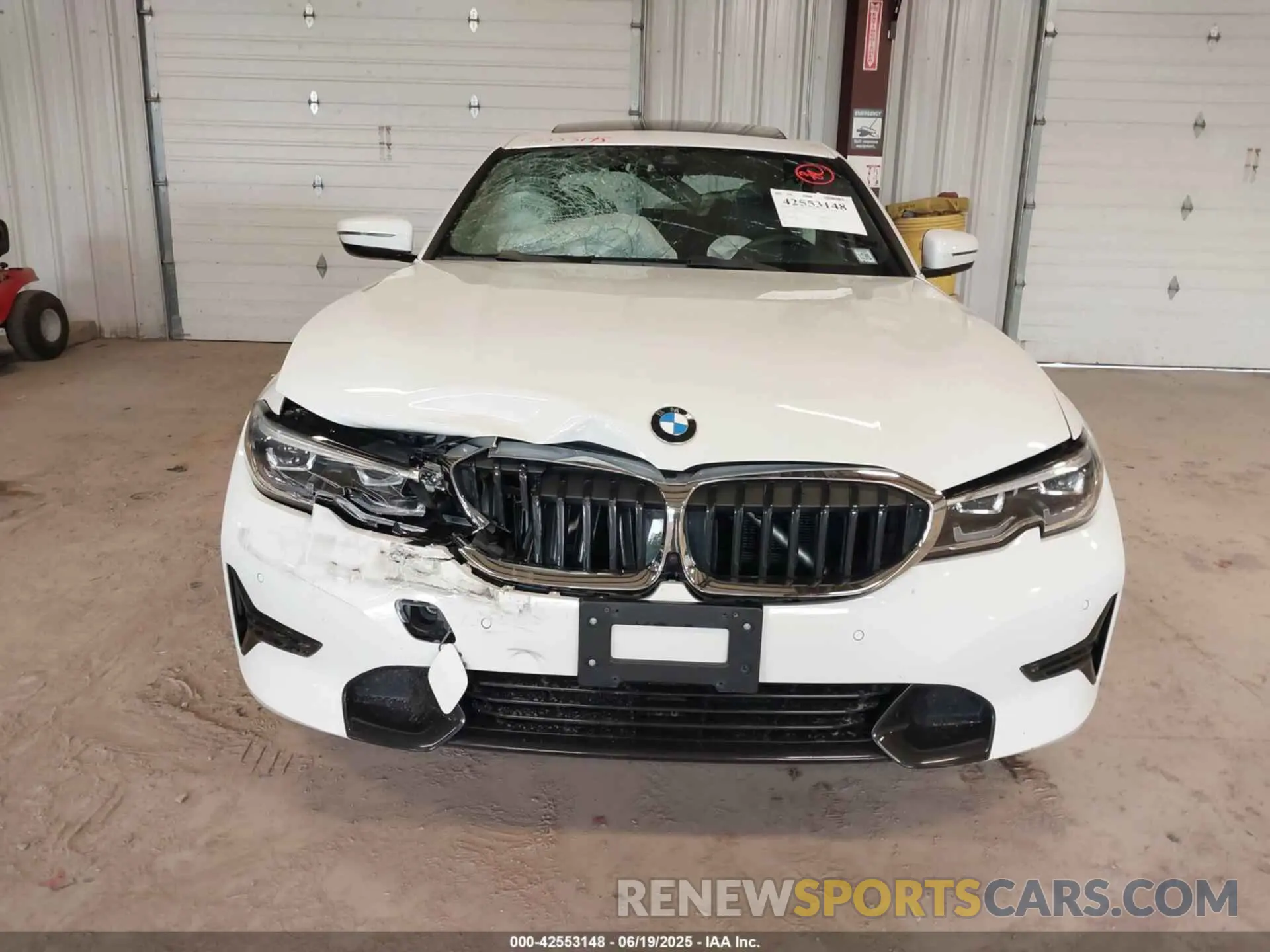 11 Photograph of a damaged car 3MW5R7J08M8B81988 BMW 330I 2021