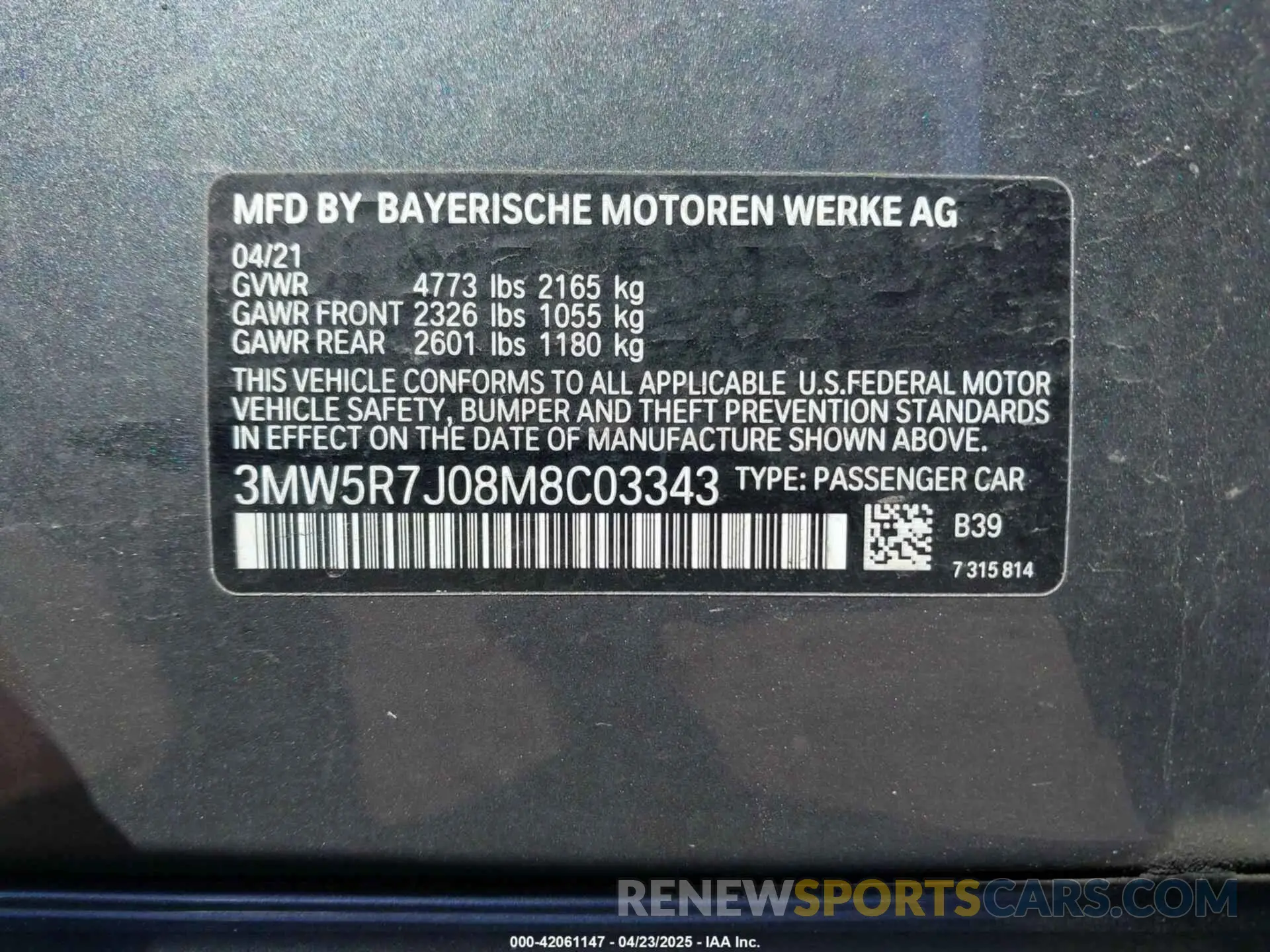 9 Photograph of a damaged car 3MW5R7J08M8C03343 BMW 330I 2021
