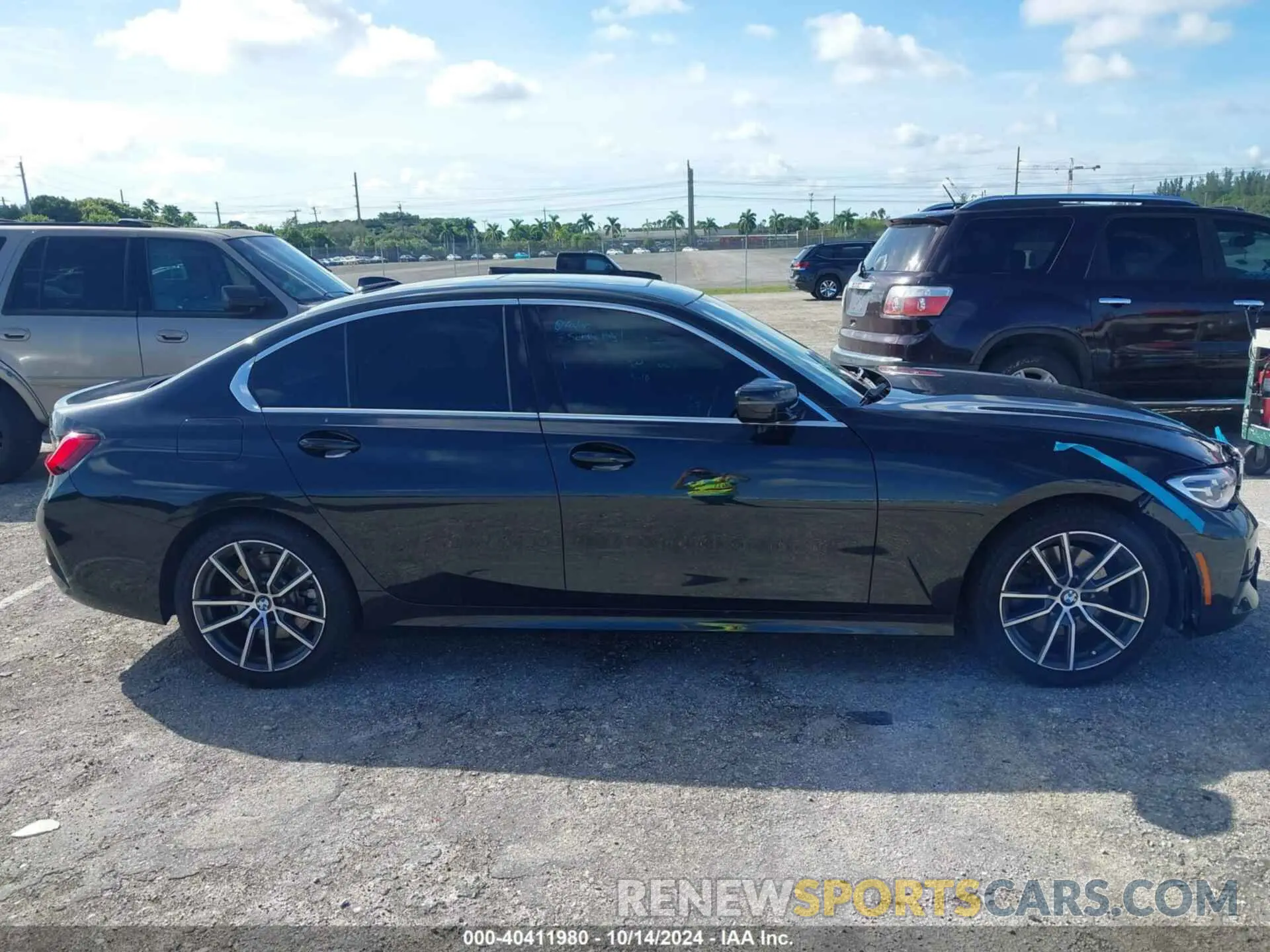 13 Photograph of a damaged car 3MW5R1J01N8C48736 BMW 330I 2022