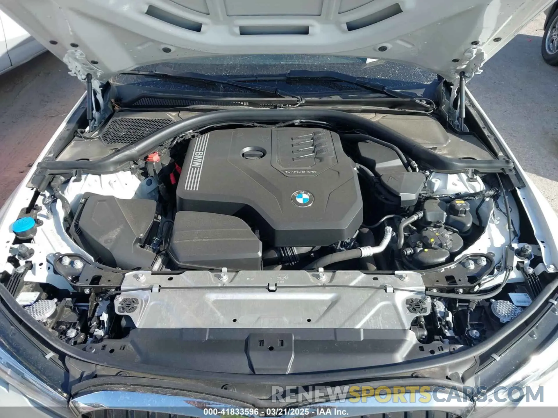 10 Photograph of a damaged car 3MW5R1J01N8C72194 BMW 330I 2022