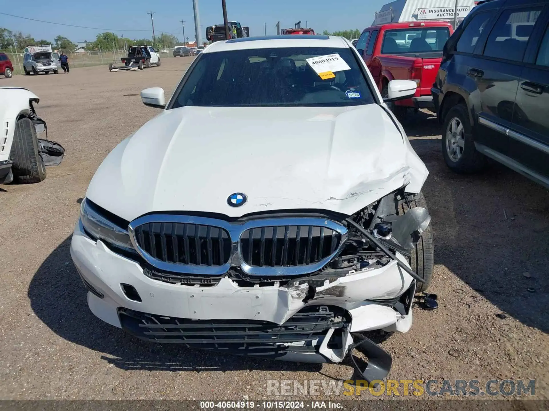 11 Photograph of a damaged car 3MW5R1J03N8C42775 BMW 330I 2022