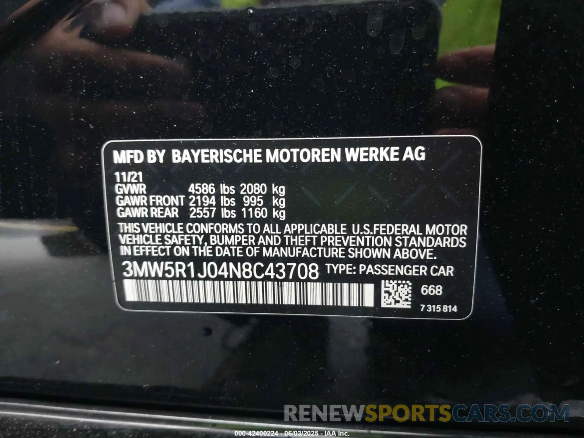 9 Photograph of a damaged car 3MW5R1J04N8C43708 BMW 330I 2022