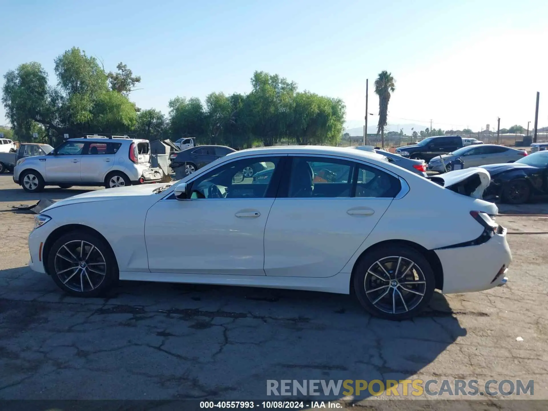 15 Photograph of a damaged car 3MW5R1J05N8C53583 BMW 330I 2022