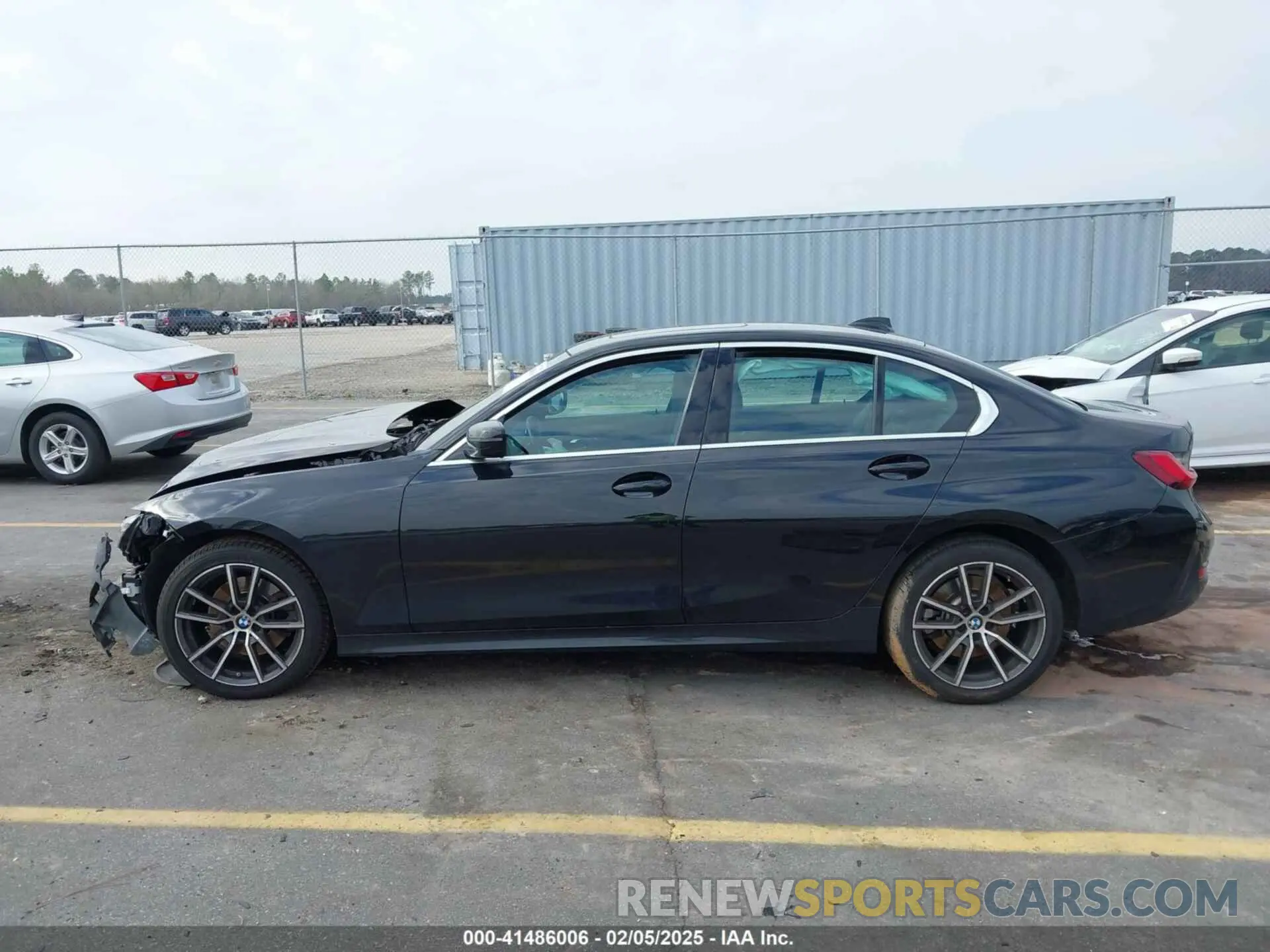 14 Photograph of a damaged car 3MW5R1J06N8C36291 BMW 330I 2022
