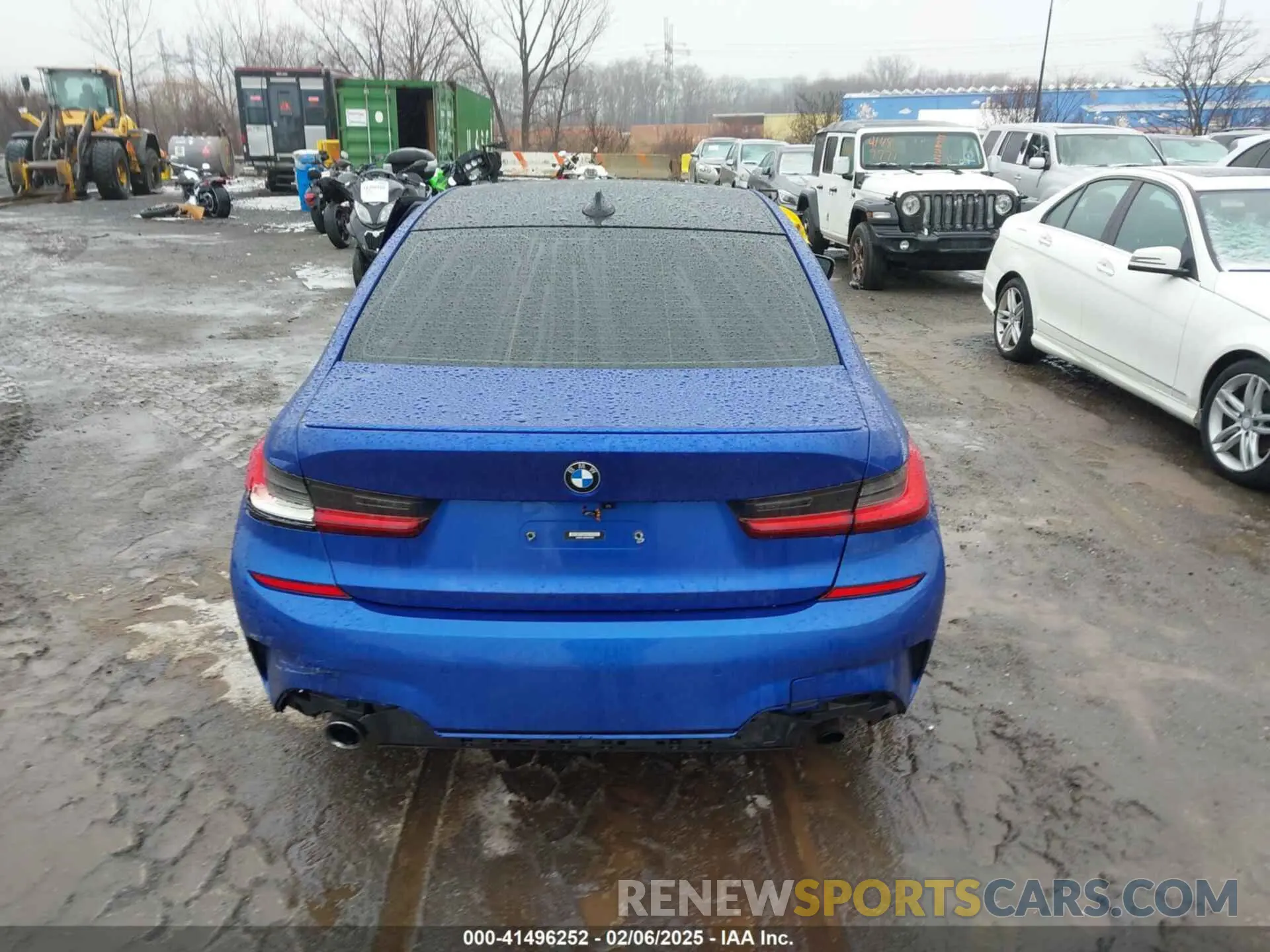 15 Photograph of a damaged car 3MW5R1J06N8C49056 BMW 330I 2022