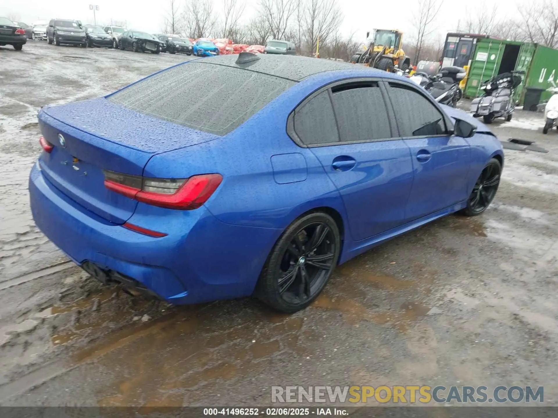 4 Photograph of a damaged car 3MW5R1J06N8C49056 BMW 330I 2022