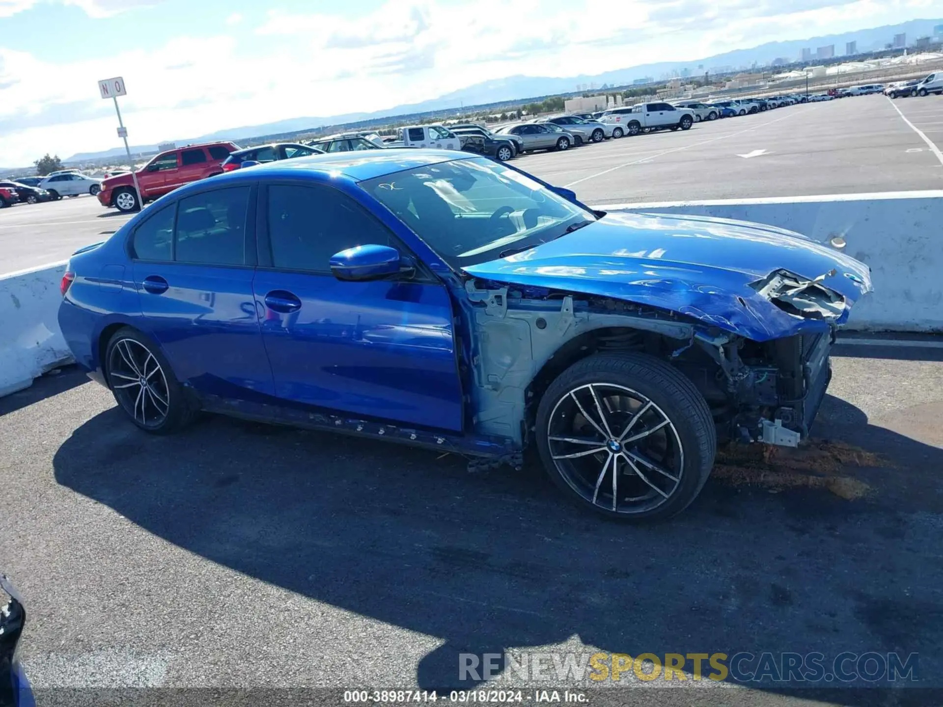 14 Photograph of a damaged car 3MW5R1J07N8C24070 BMW 330I 2022