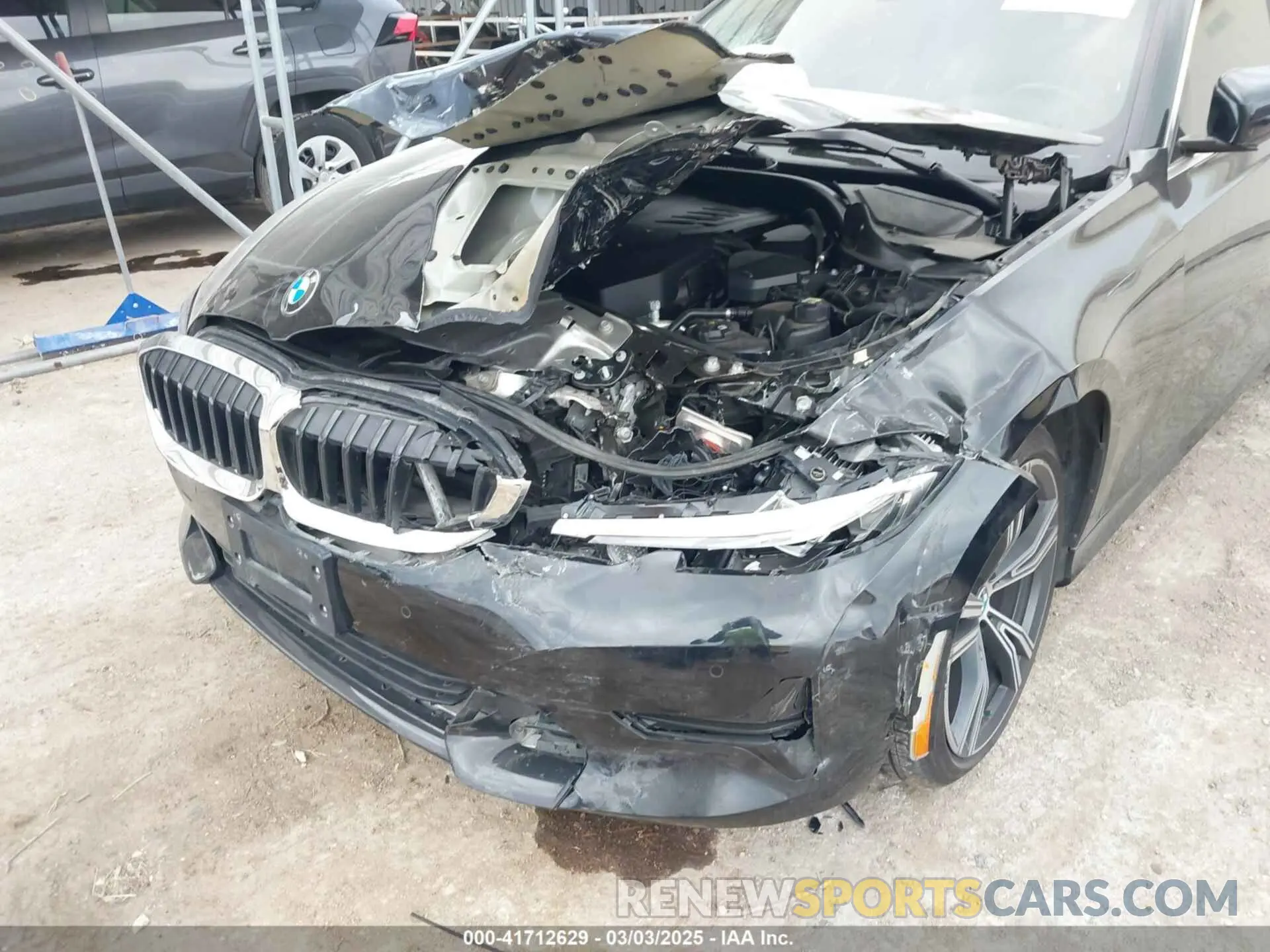 6 Photograph of a damaged car 3MW5R1J08N8C37393 BMW 330I 2022