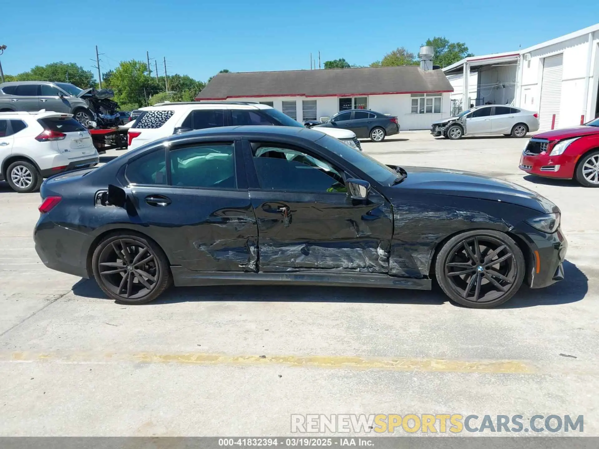 13 Photograph of a damaged car 3MW5R1J08N8C38592 BMW 330I 2022