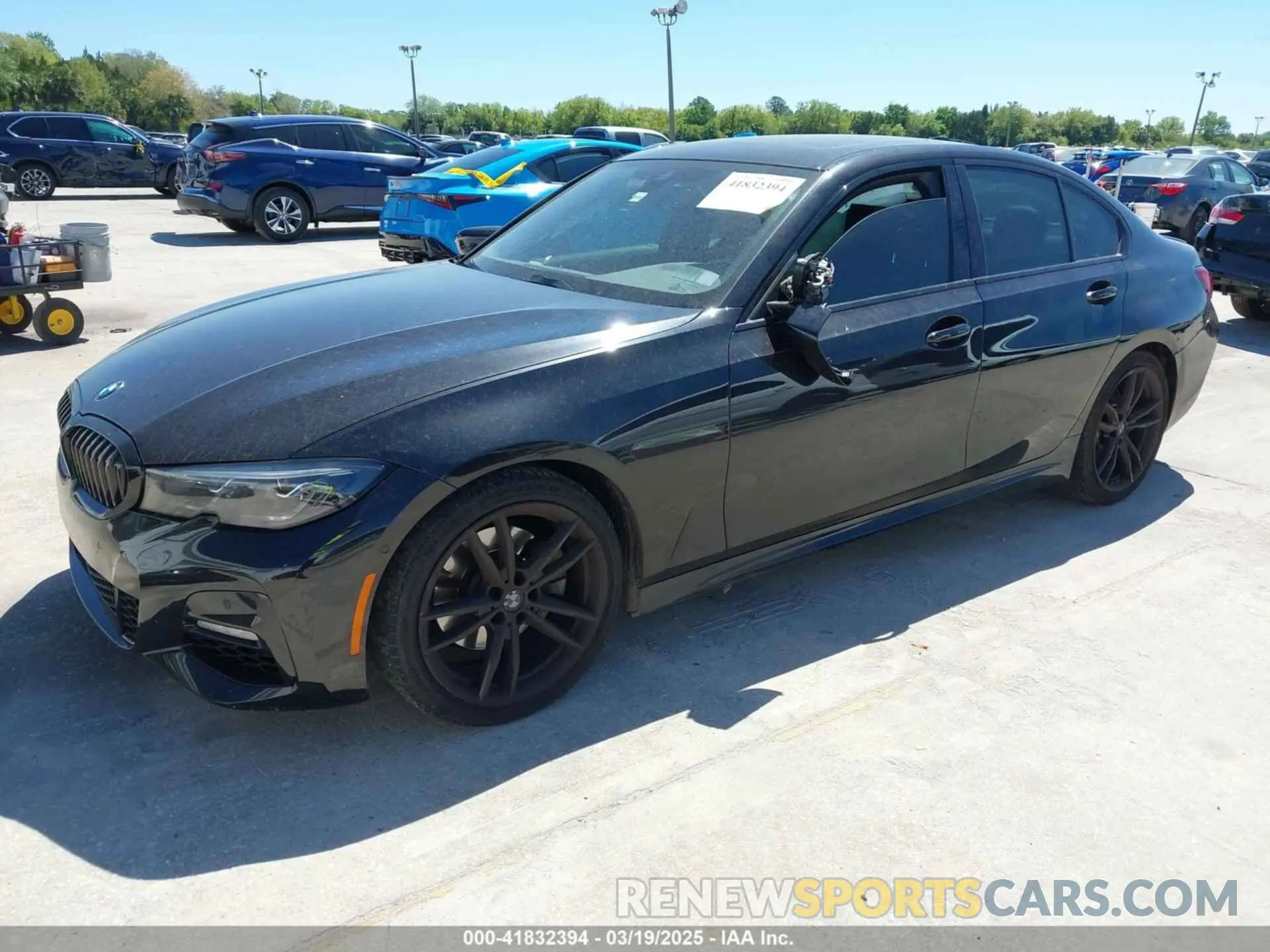 2 Photograph of a damaged car 3MW5R1J08N8C38592 BMW 330I 2022
