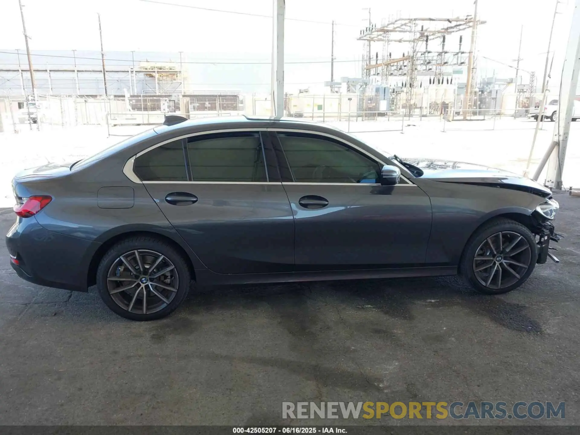 13 Photograph of a damaged car 3MW5R1J08N8C55960 BMW 330I 2022