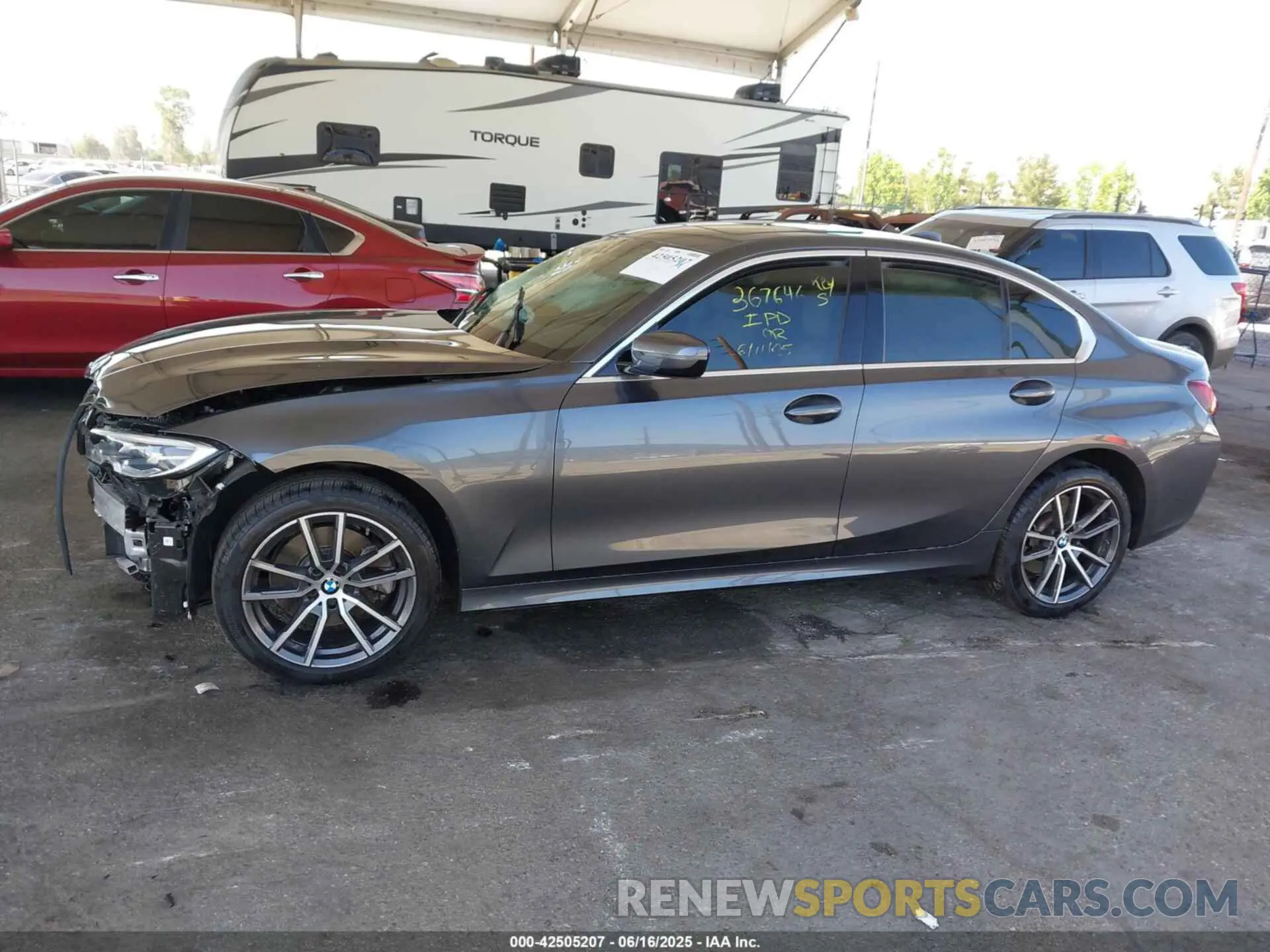 14 Photograph of a damaged car 3MW5R1J08N8C55960 BMW 330I 2022
