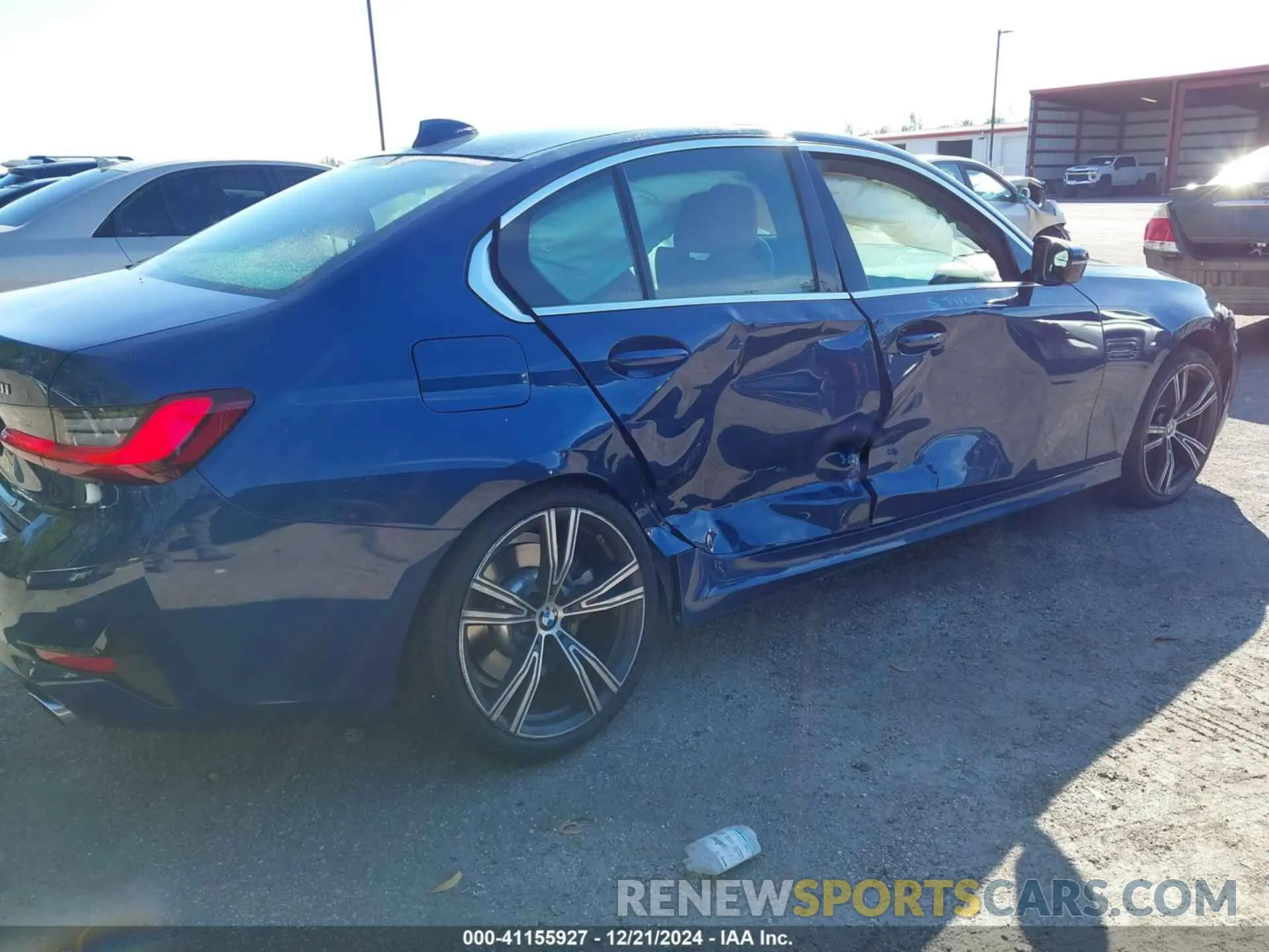 6 Photograph of a damaged car 3MW5R1J09N8C47267 BMW 330I 2022