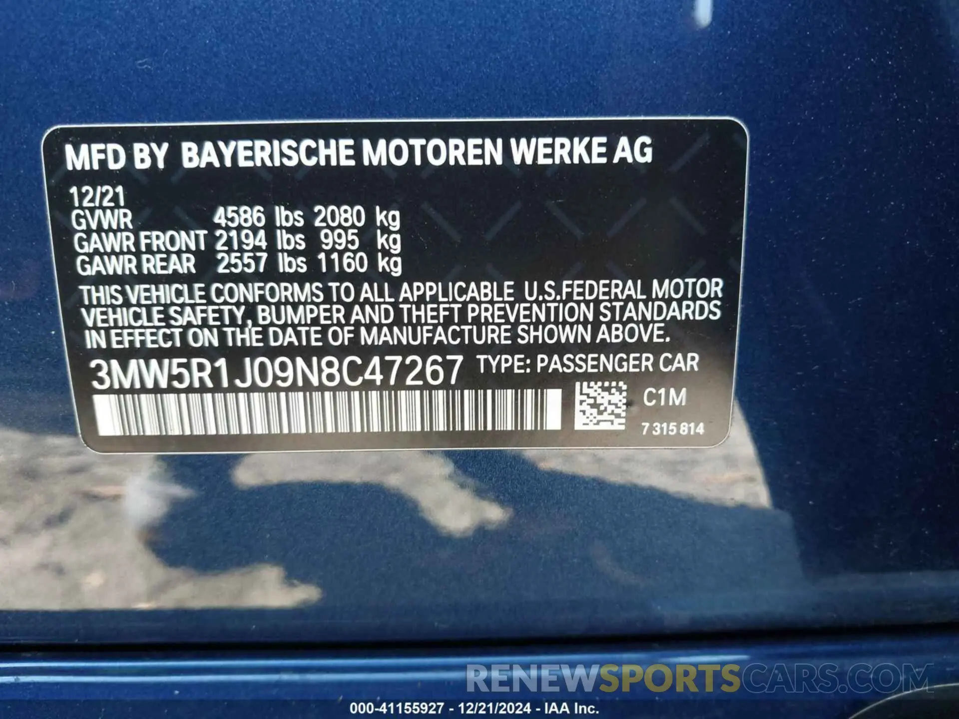 9 Photograph of a damaged car 3MW5R1J09N8C47267 BMW 330I 2022