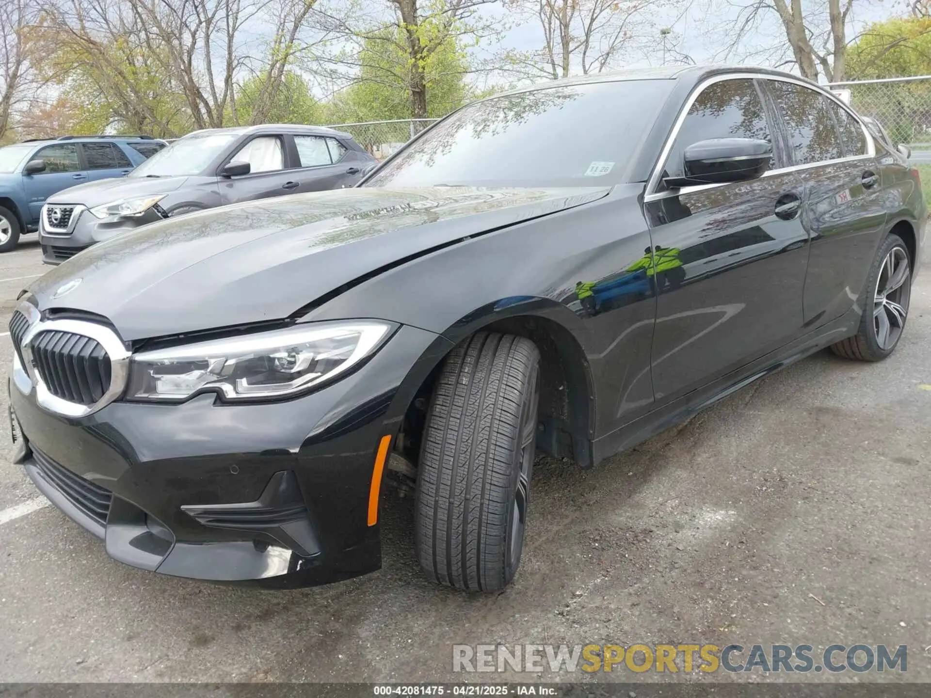 2 Photograph of a damaged car 3MW5R7J03N8C26594 BMW 330I 2022
