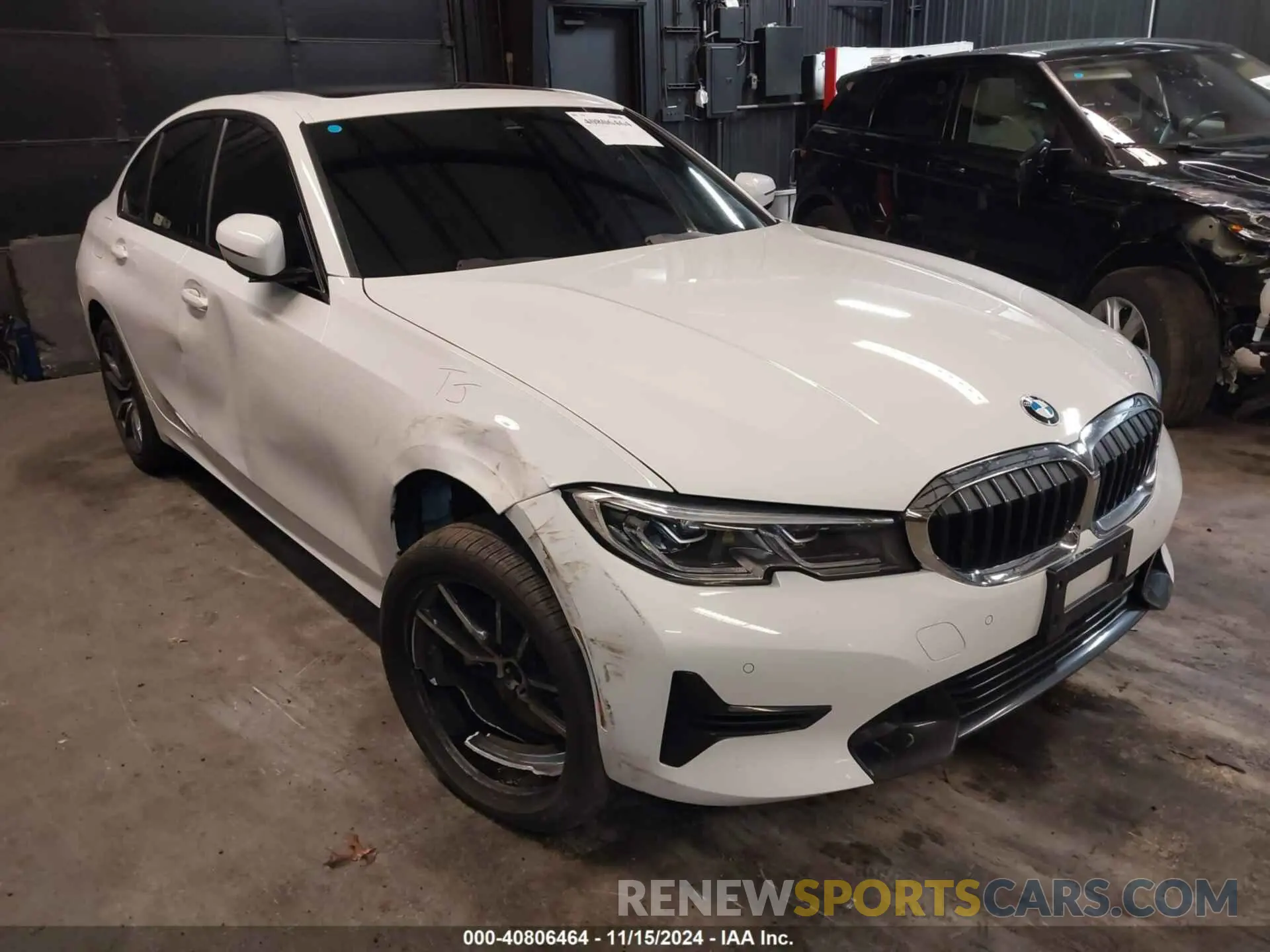 1 Photograph of a damaged car 3MW5R7J08N8C46131 BMW 330I 2022