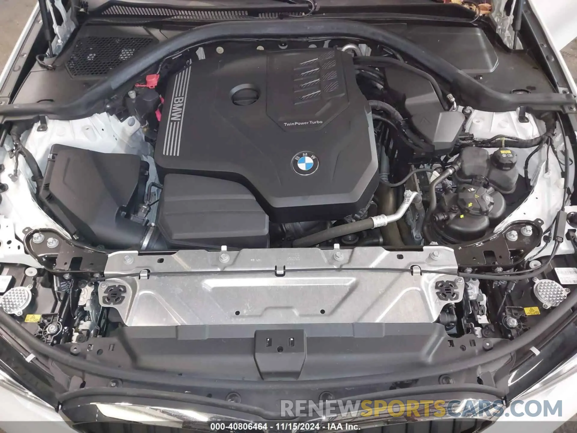 10 Photograph of a damaged car 3MW5R7J08N8C46131 BMW 330I 2022
