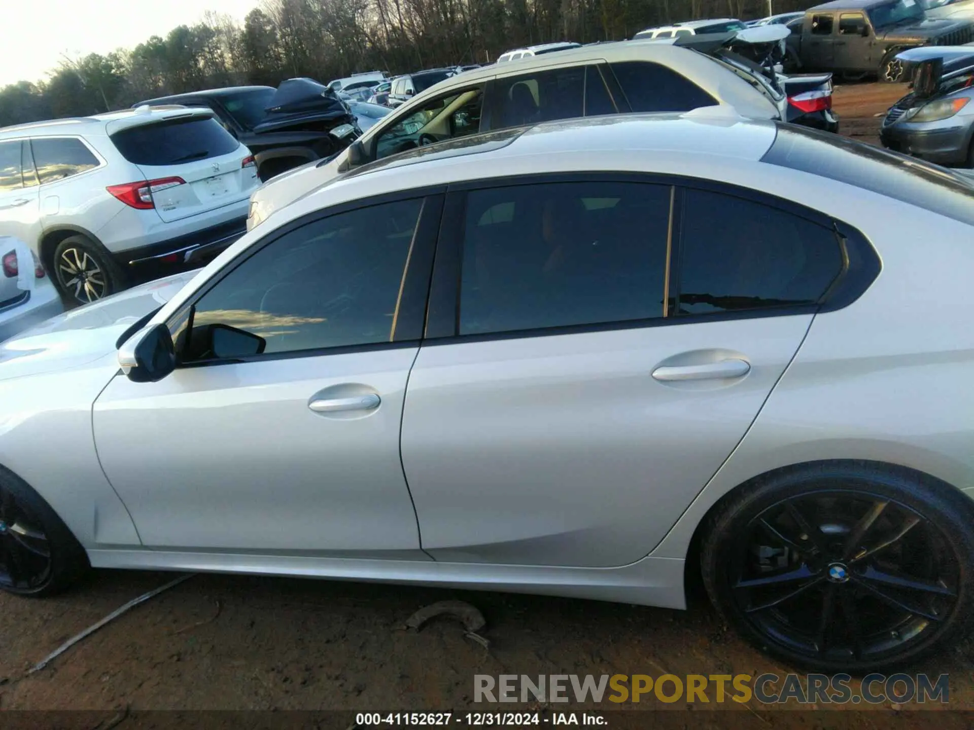 15 Photograph of a damaged car 3MW69FF01P8D32732 BMW 330I 2023