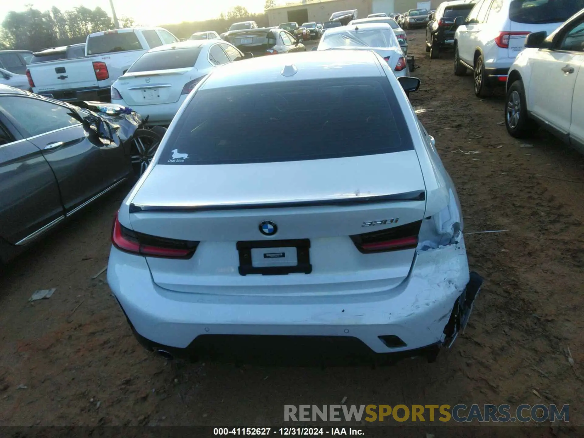 17 Photograph of a damaged car 3MW69FF01P8D32732 BMW 330I 2023
