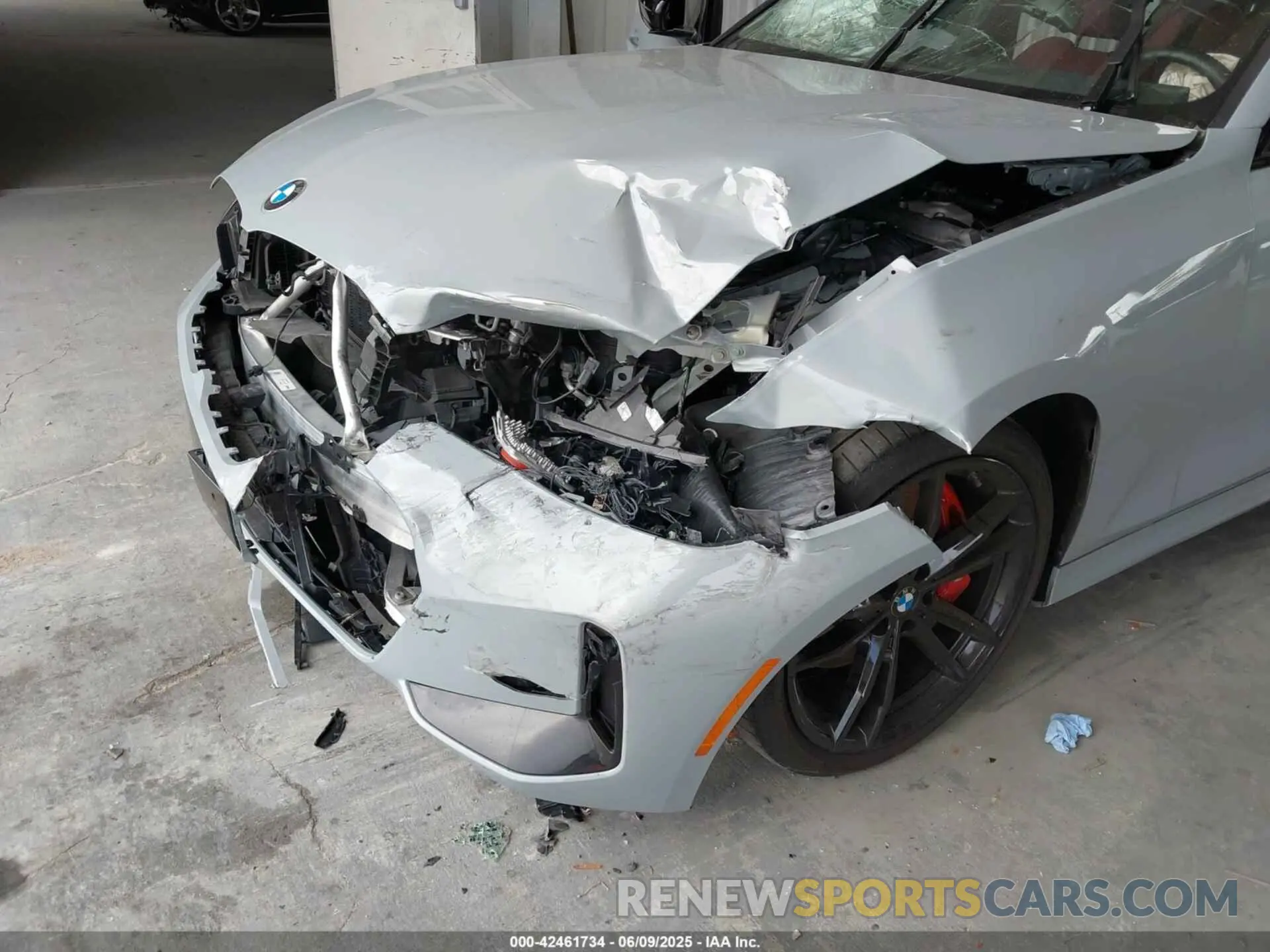 6 Photograph of a damaged car 3MW69FF01P8D33427 BMW 330I 2023