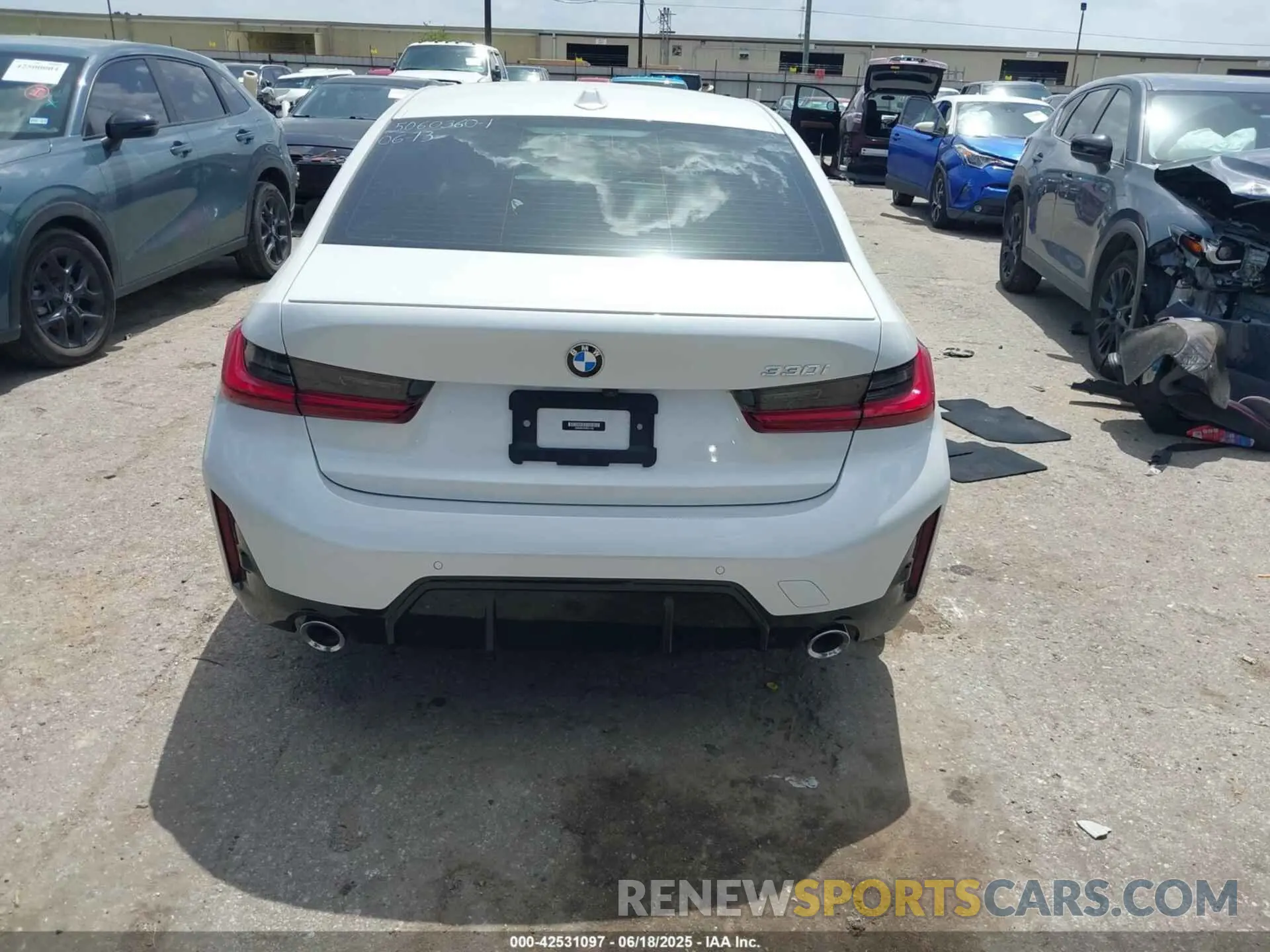 15 Photograph of a damaged car 3MW69FF03P8D11459 BMW 330I 2023