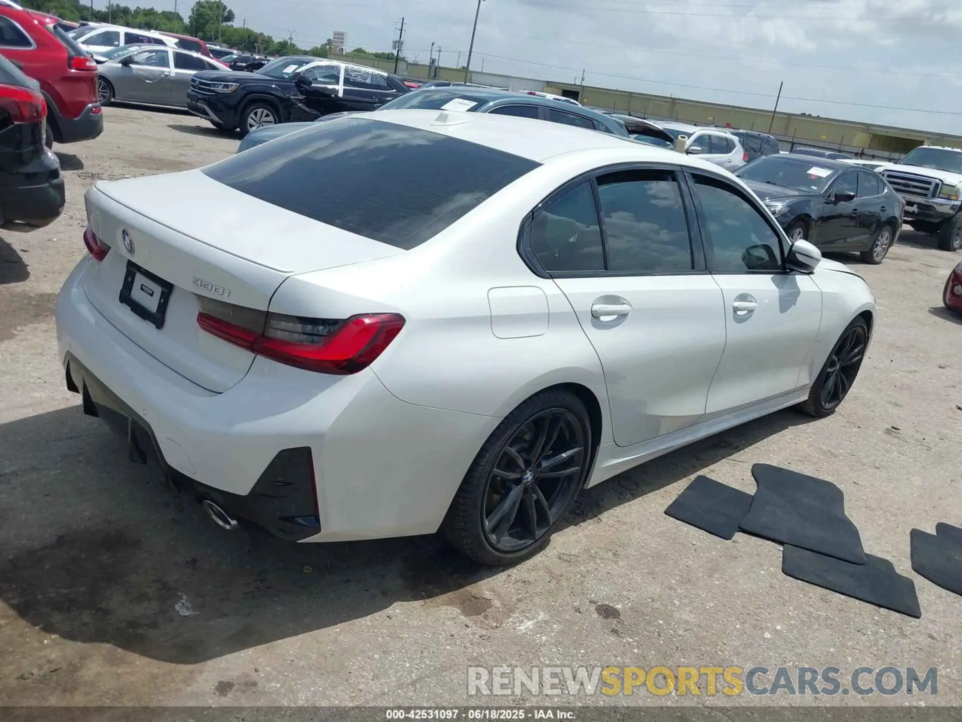 4 Photograph of a damaged car 3MW69FF03P8D11459 BMW 330I 2023