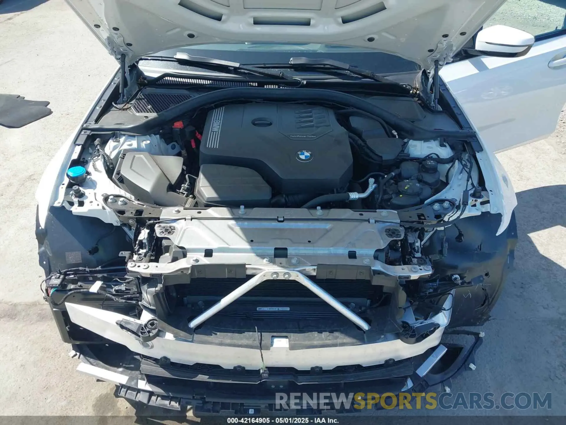 10 Photograph of a damaged car 3MW69FF07P8D18303 BMW 330I 2023