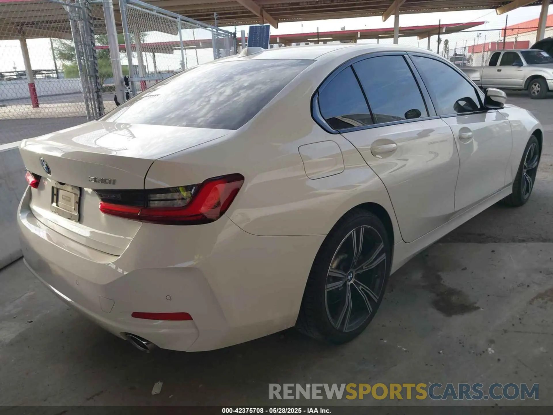4 Photograph of a damaged car 3MW69FF0XP8D09451 BMW 330I 2023