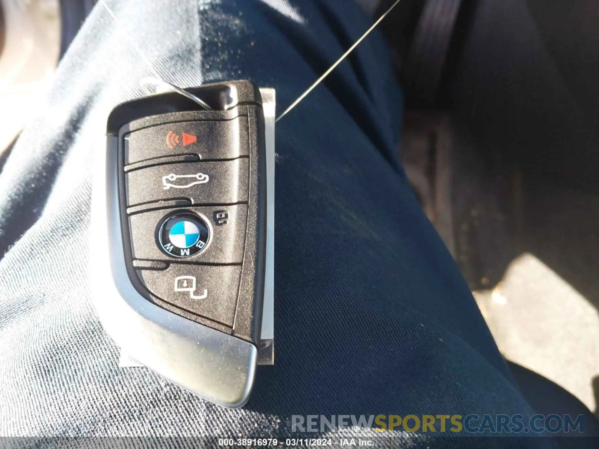11 Photograph of a damaged car 3MW89FF05P8D07177 BMW 330I 2023
