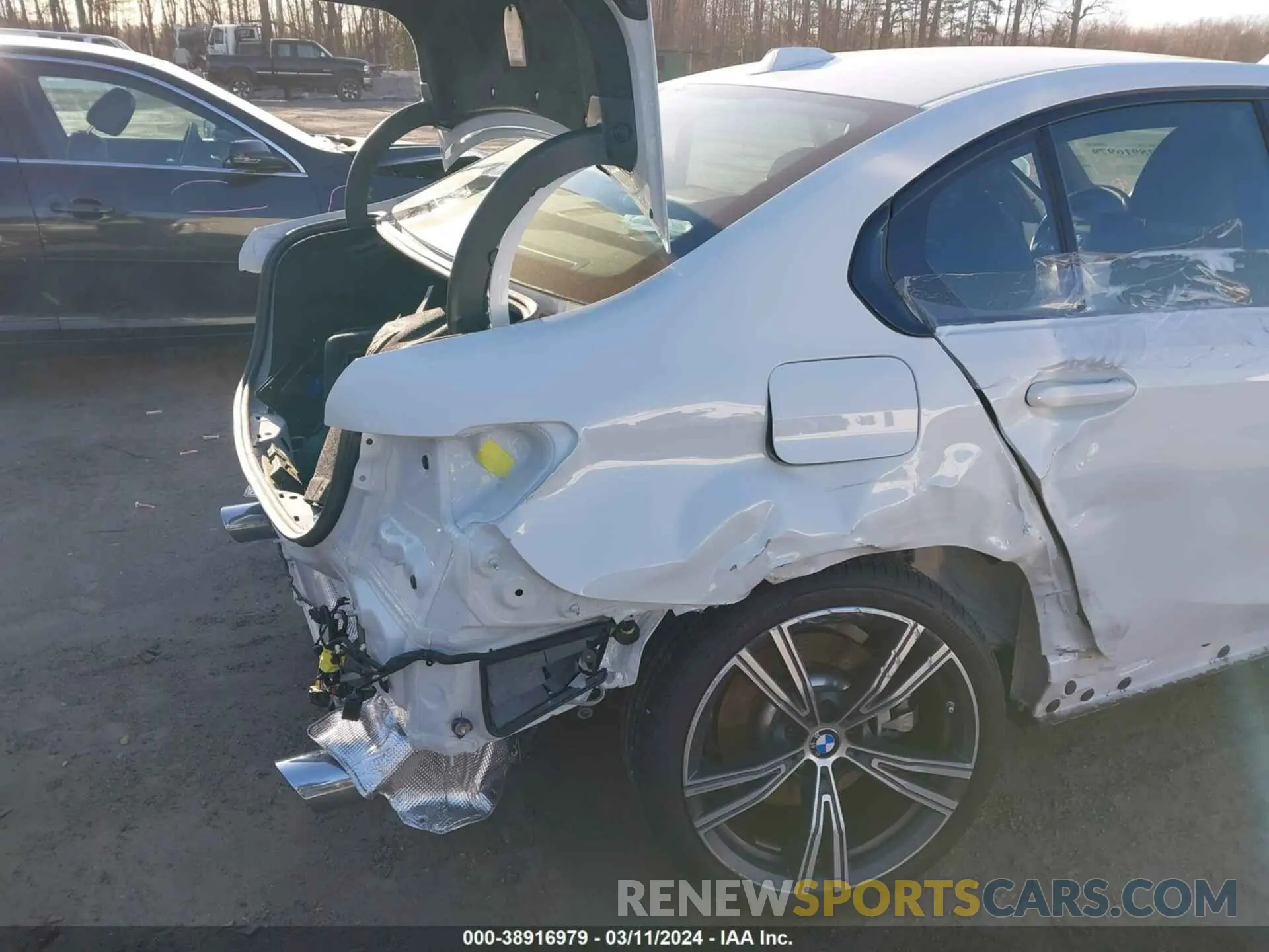 6 Photograph of a damaged car 3MW89FF05P8D07177 BMW 330I 2023