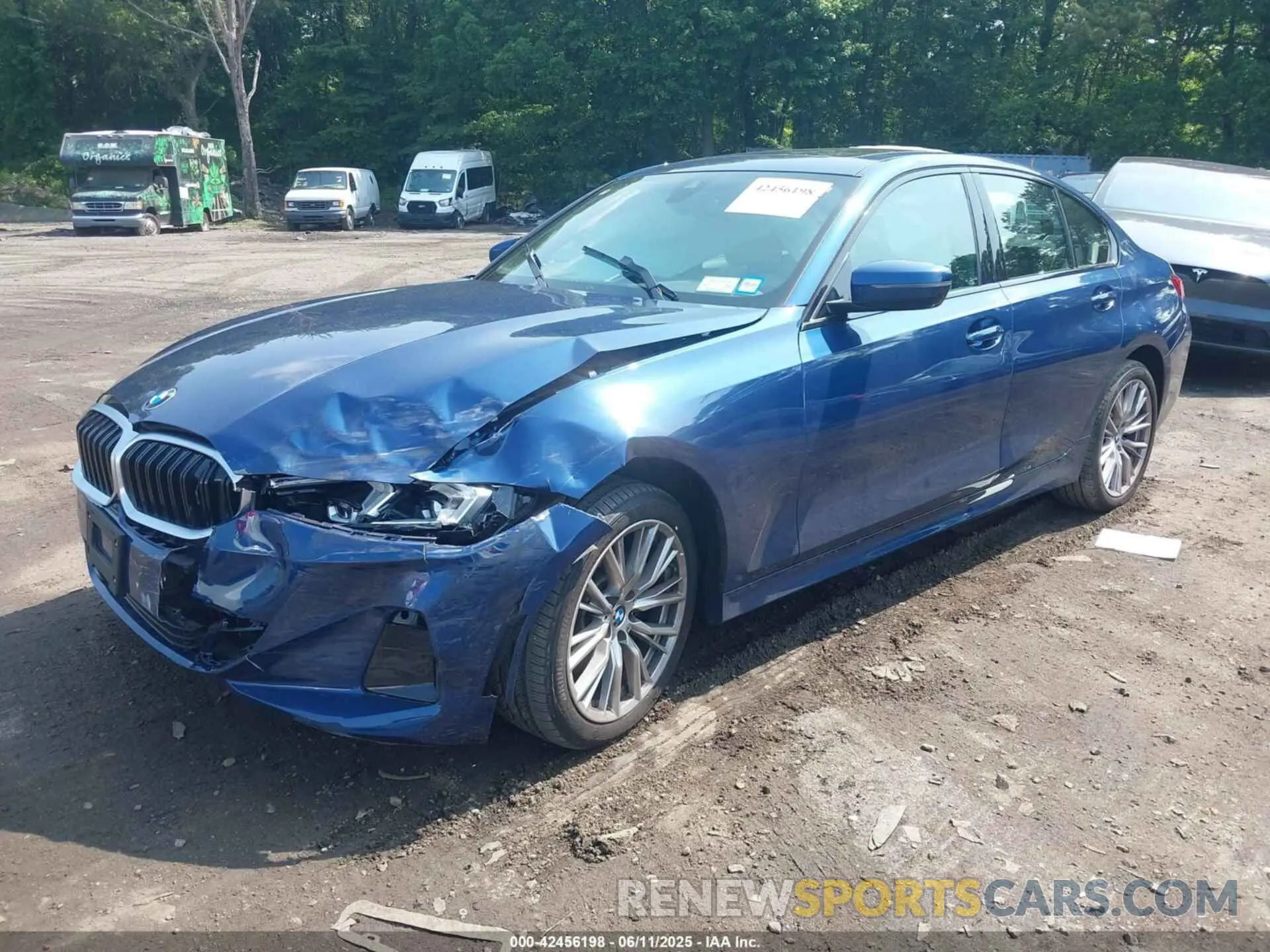 2 Photograph of a damaged car 3MW89FF06P8D68103 BMW 330I 2023