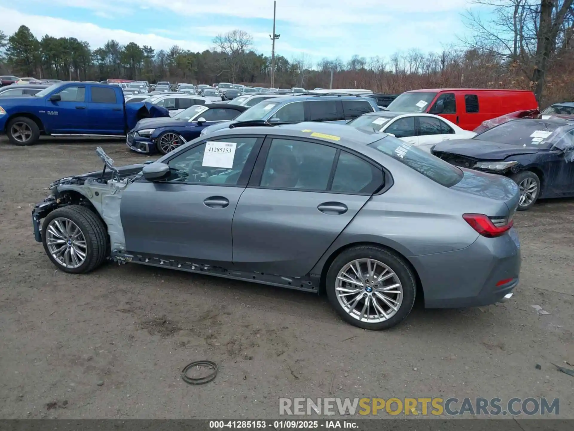 14 Photograph of a damaged car 3MW89FF07P8C97946 BMW 330I 2023