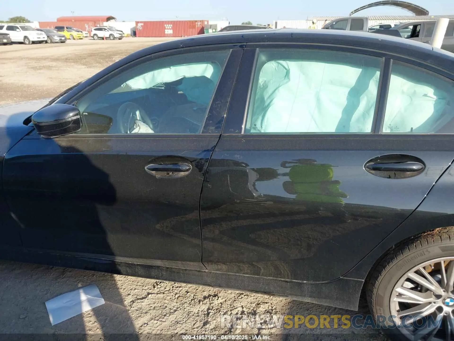 14 Photograph of a damaged car 3MW89FF09P8D19011 BMW 330I 2023
