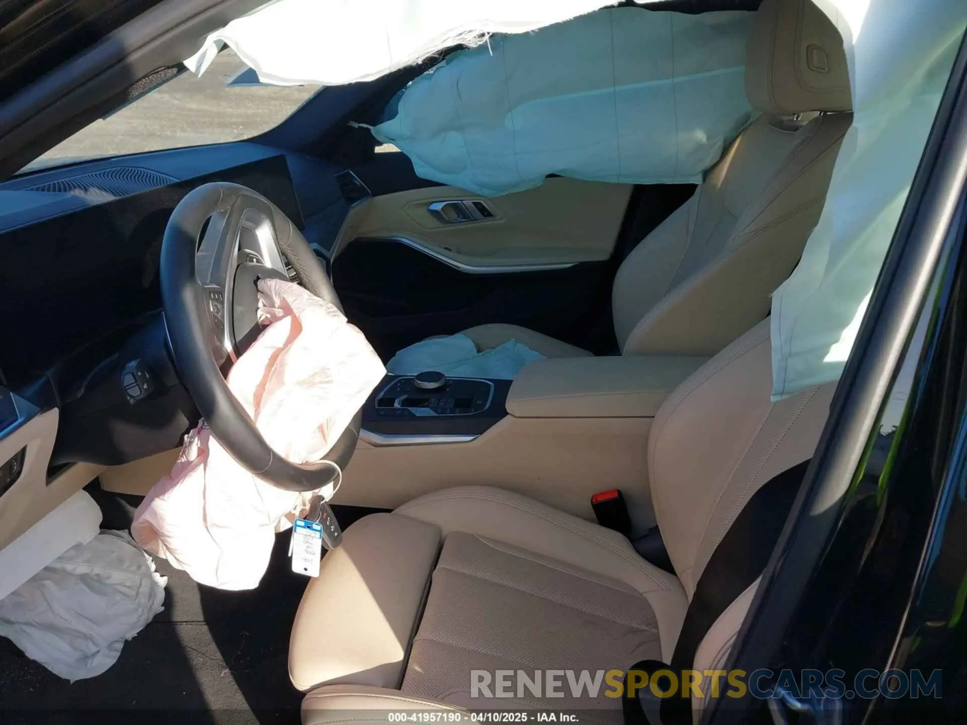 5 Photograph of a damaged car 3MW89FF09P8D19011 BMW 330I 2023