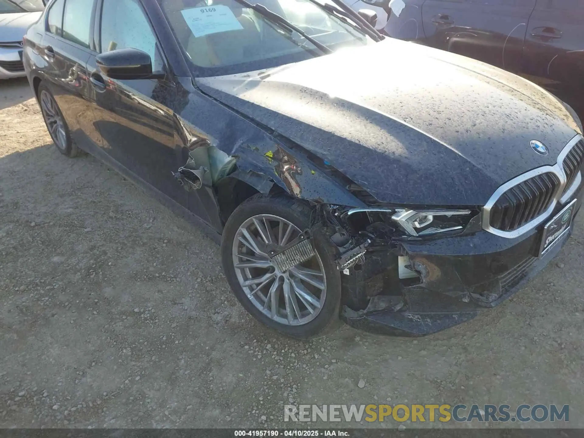 6 Photograph of a damaged car 3MW89FF09P8D19011 BMW 330I 2023