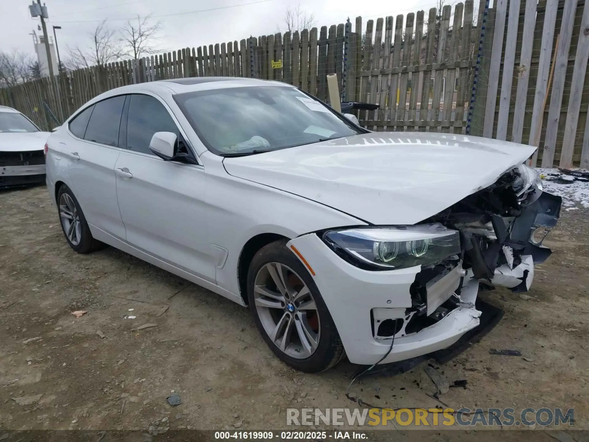 1 Photograph of a damaged car WBA8Z9C5XKB220819 BMW 330I GRAN TURISMO 2019